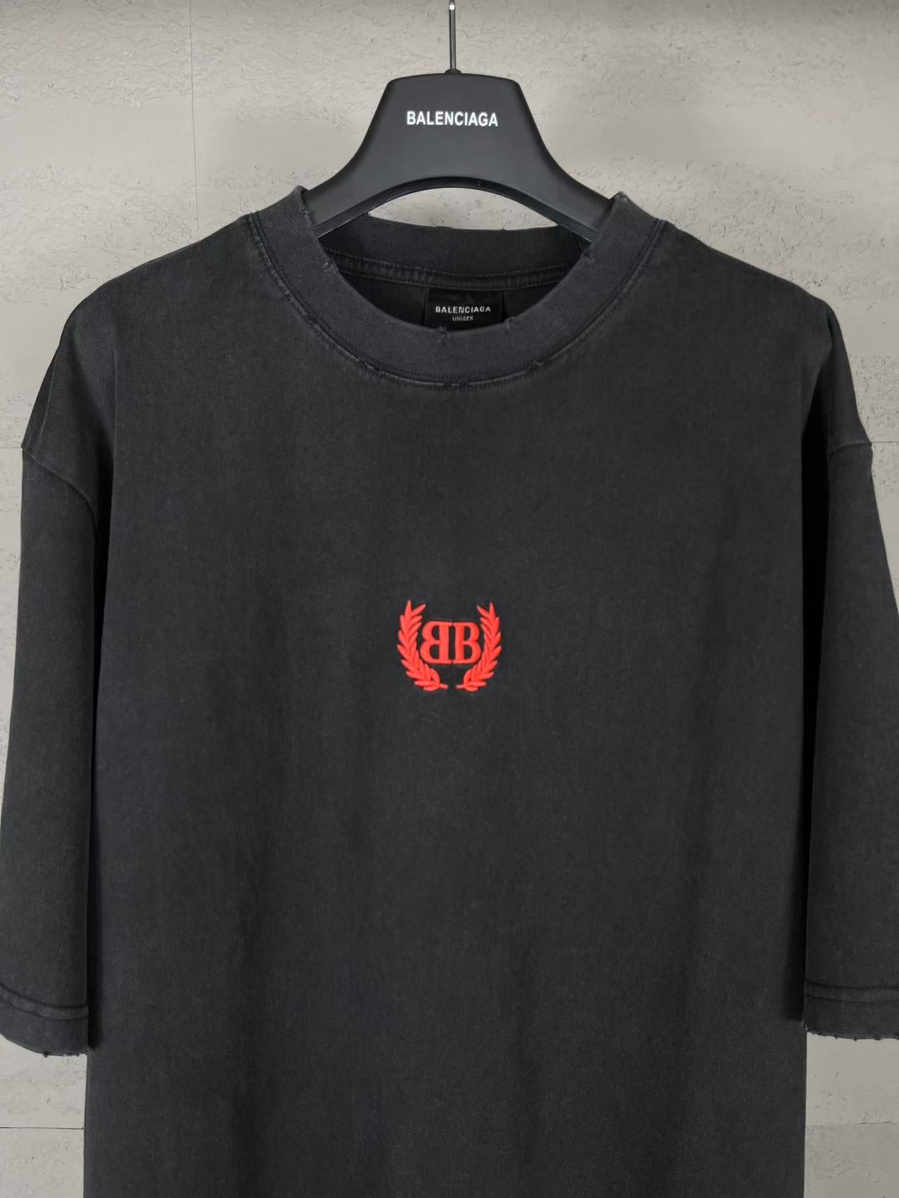 LuxluxHouse Best Quality Clothes Balenciaga T-shirt