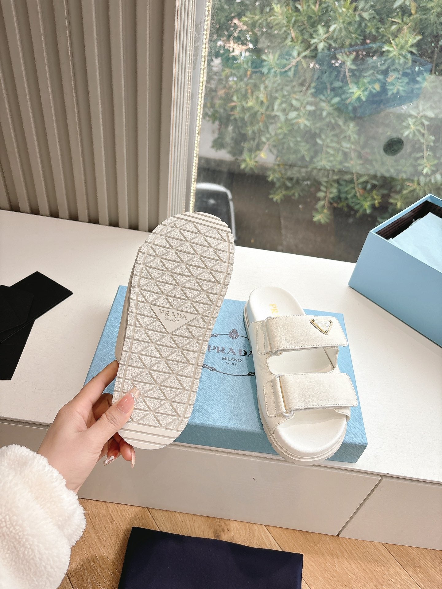 LuxluxHouse Best Quality Women Shoes Prada