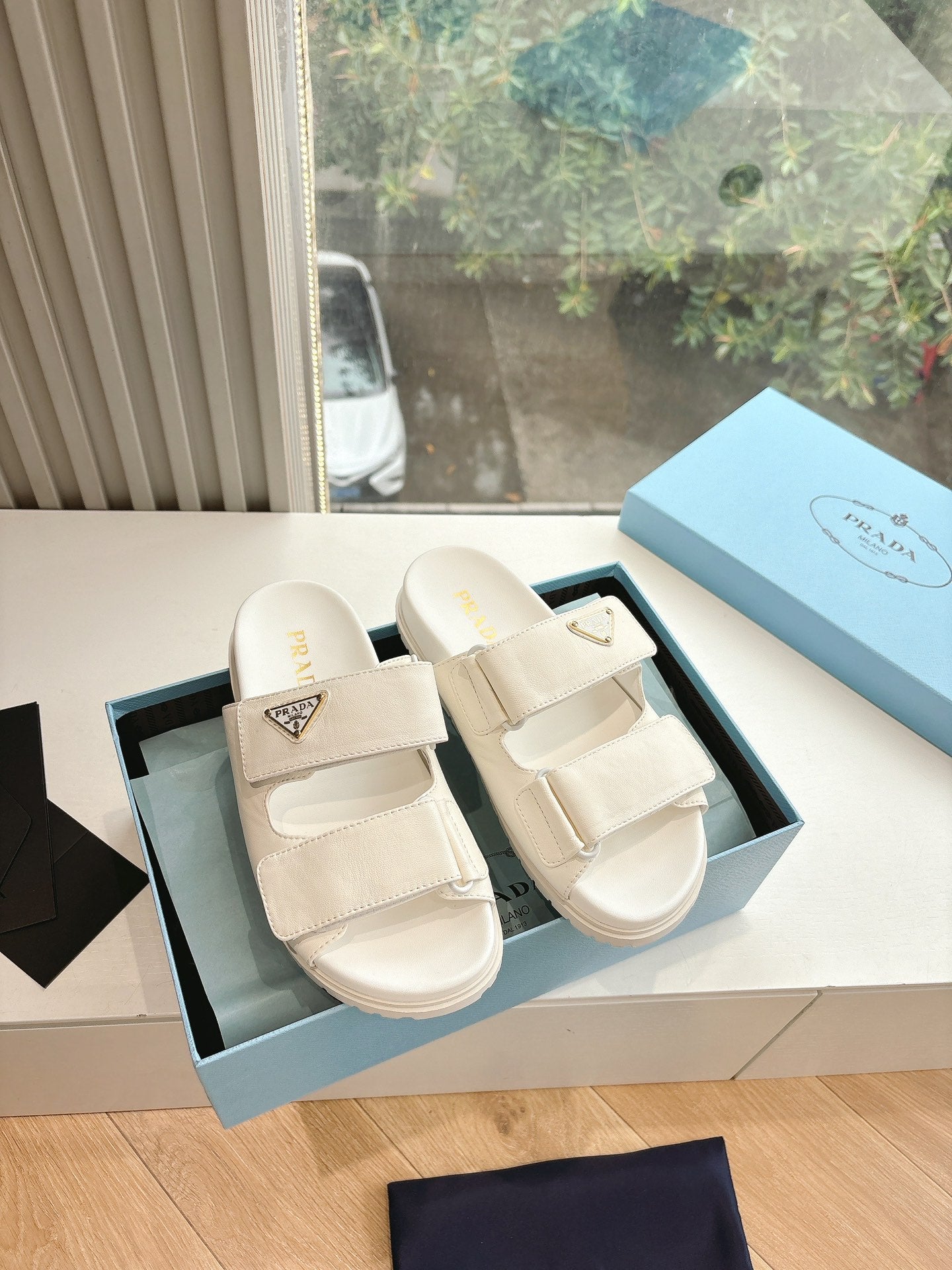 LuxluxHouse Best Quality Women Shoes Prada