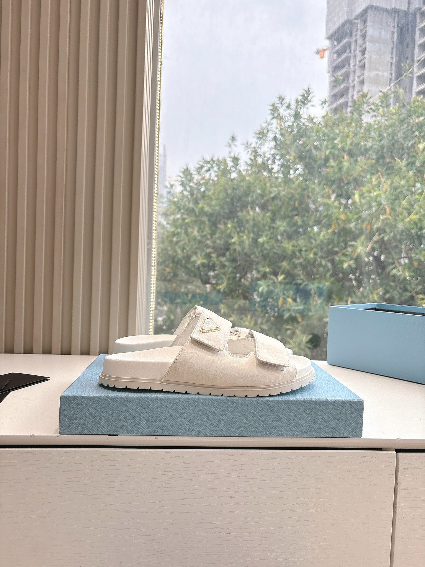 LuxluxHouse Best Quality Women Shoes Prada