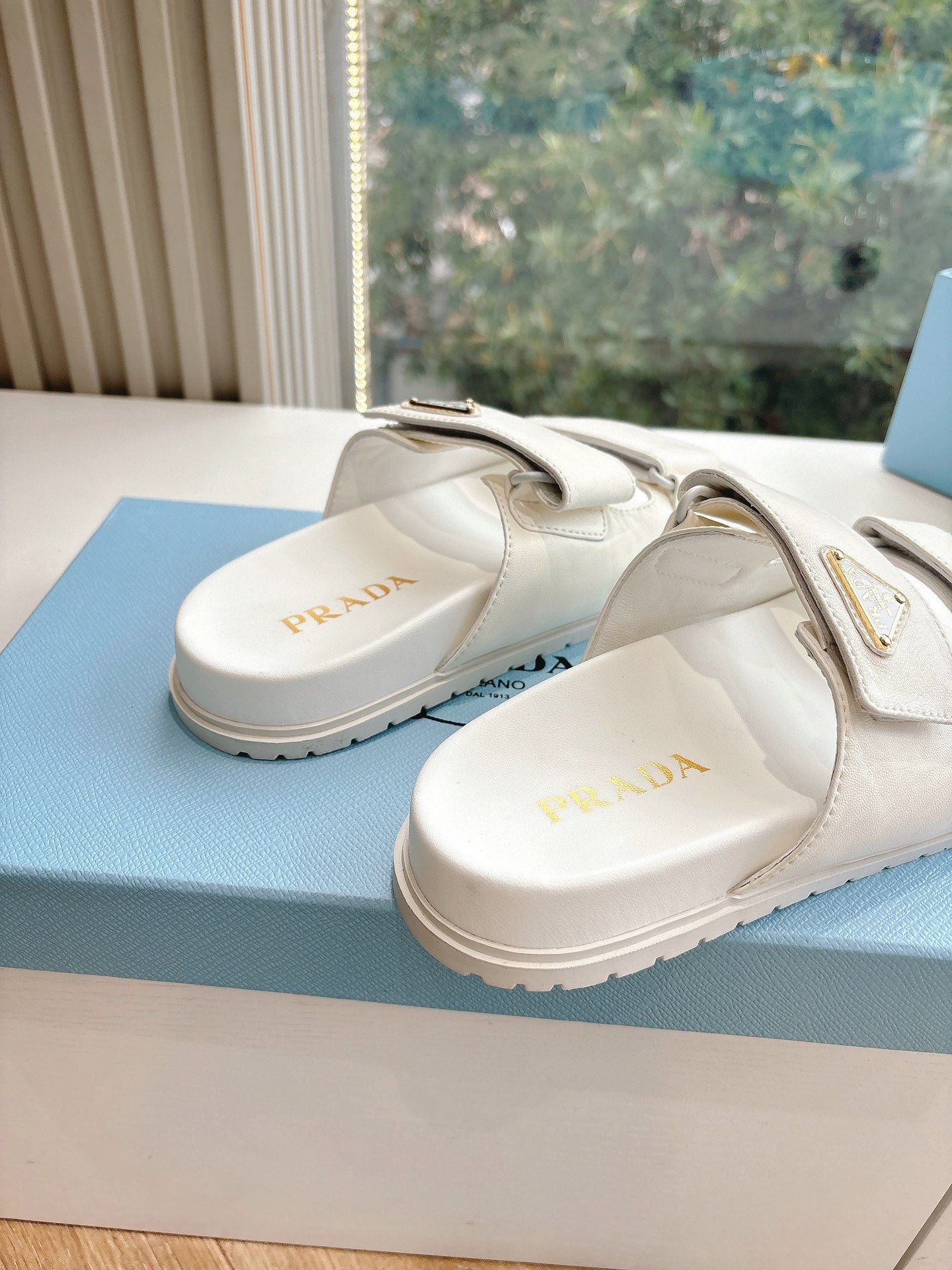 LuxluxHouse Best Quality Women Shoes Prada