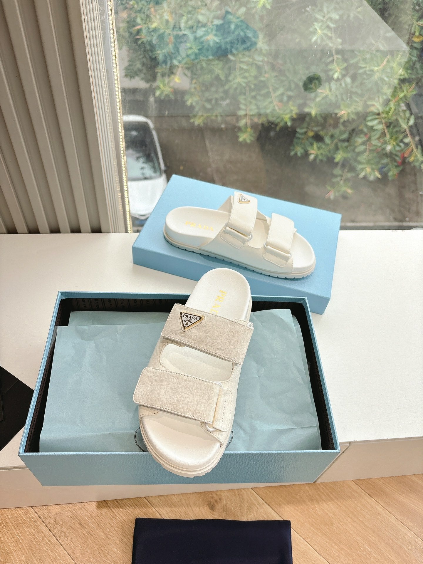 LuxluxHouse Best Quality Women Shoes Prada