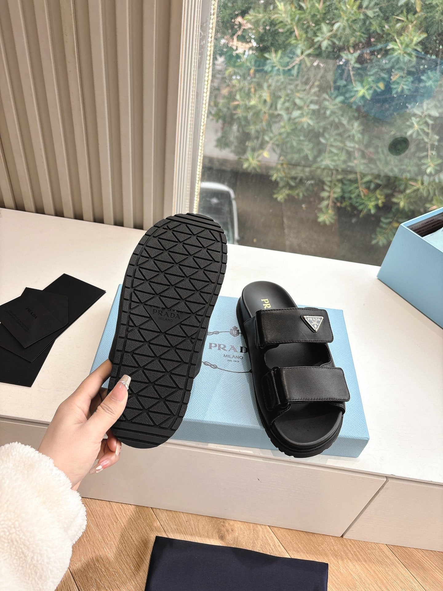 LuxluxHouse Best Quality Women Shoes Prada