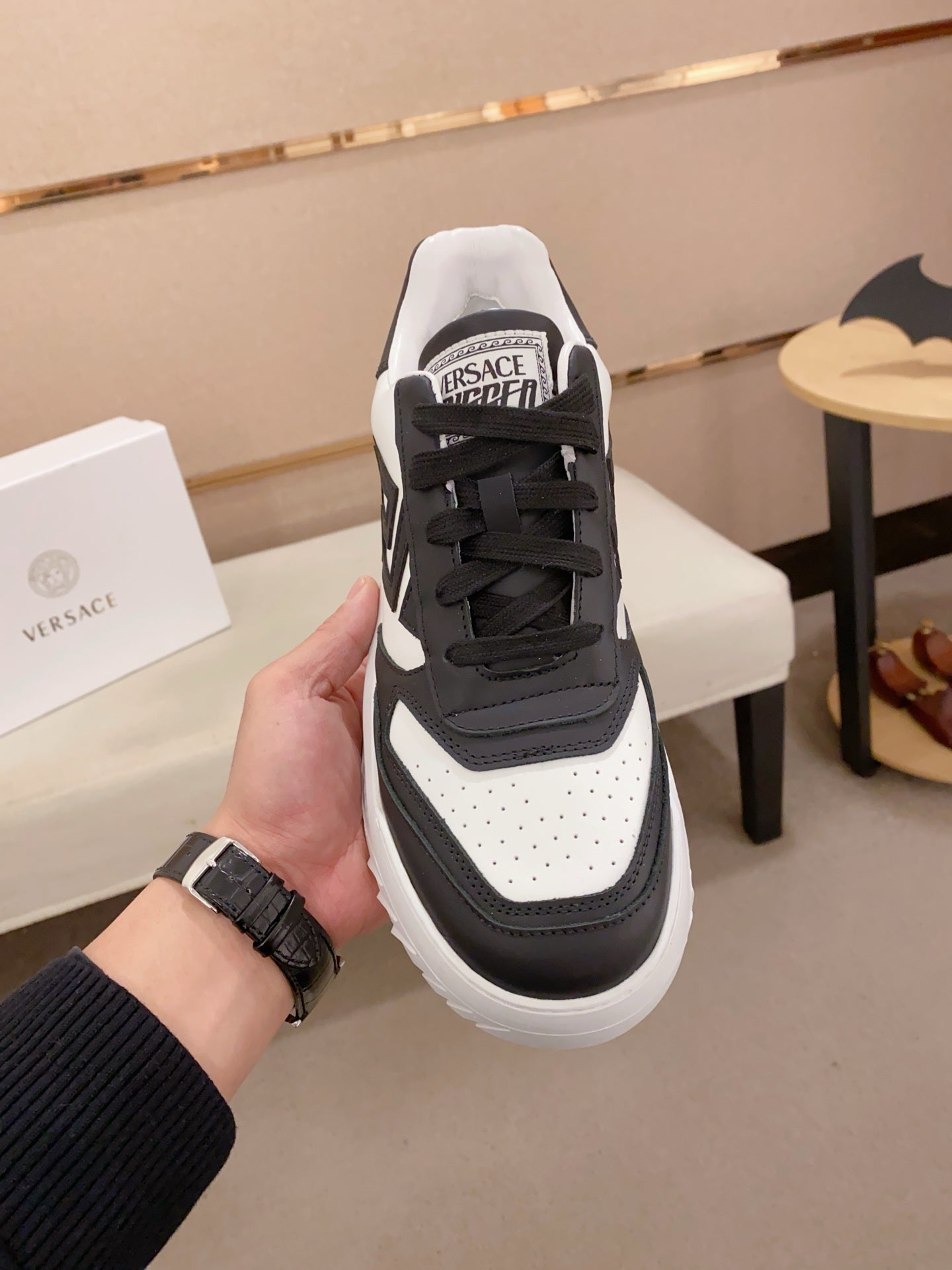 LuxluxHouse Best Quality Shoes Versace