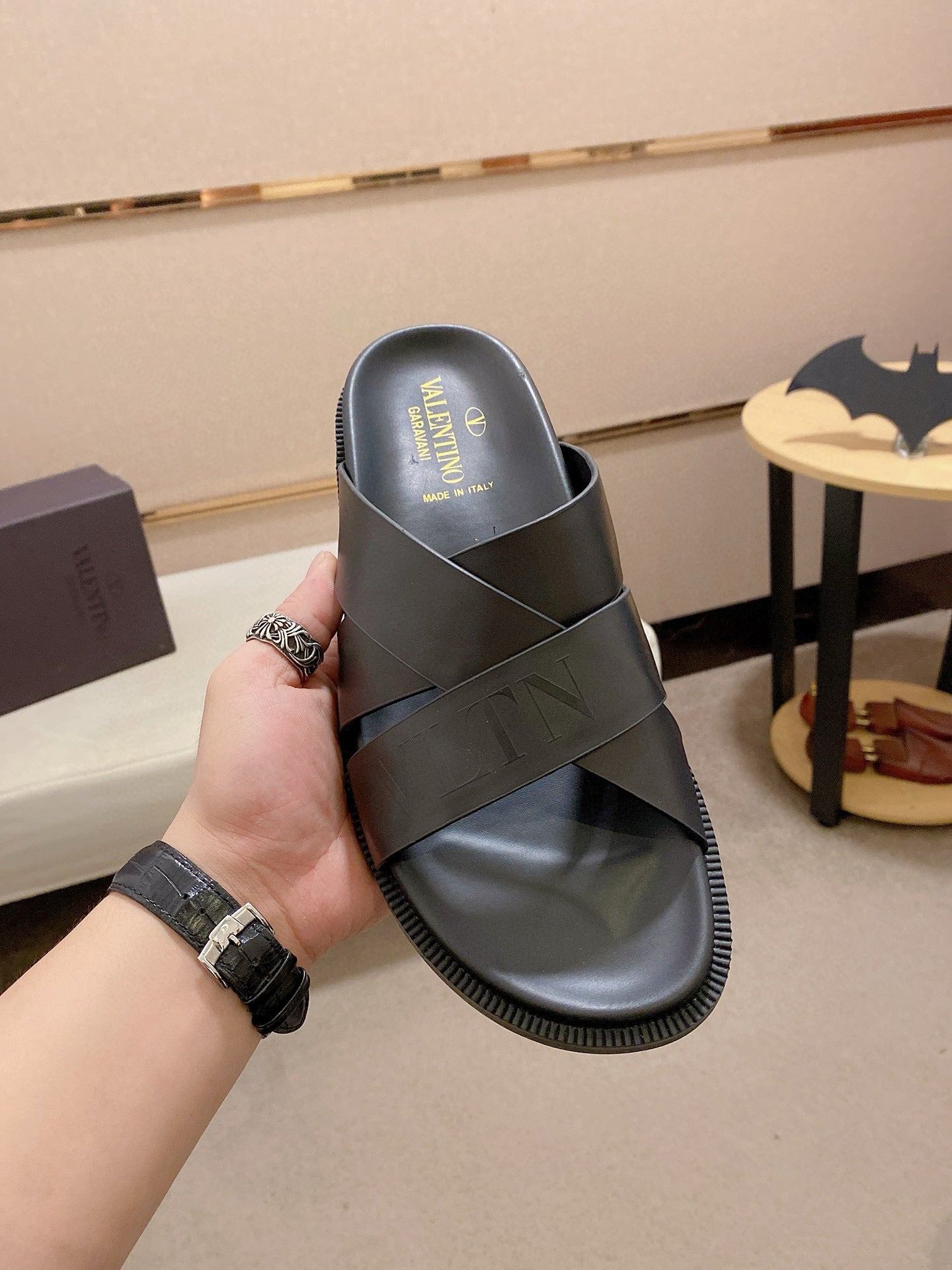 LuxluxHouse Best Quality Sandals Valentino