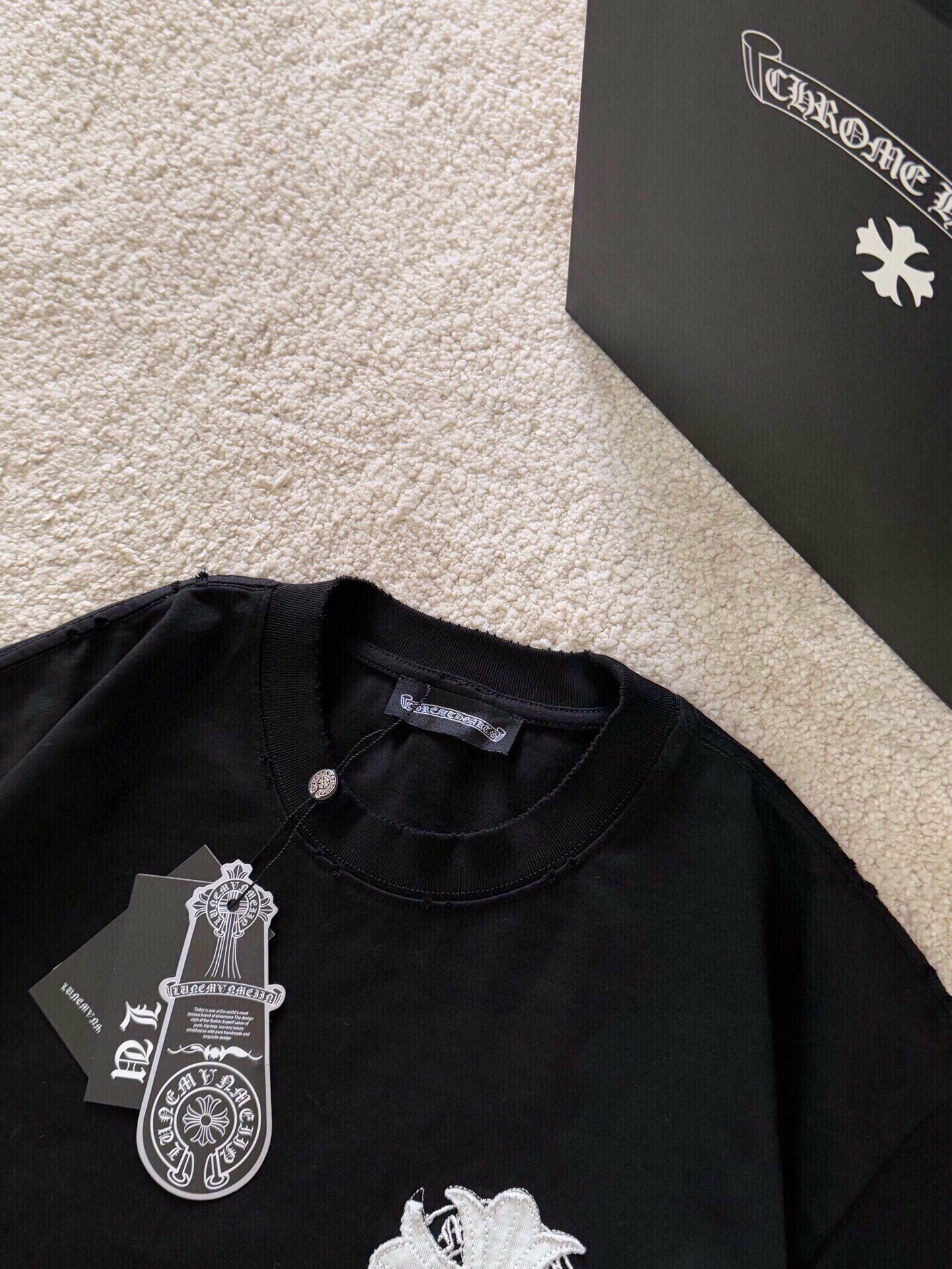 LuxluxHouse Best Quality Clothes Chrome Hearts T-shirt