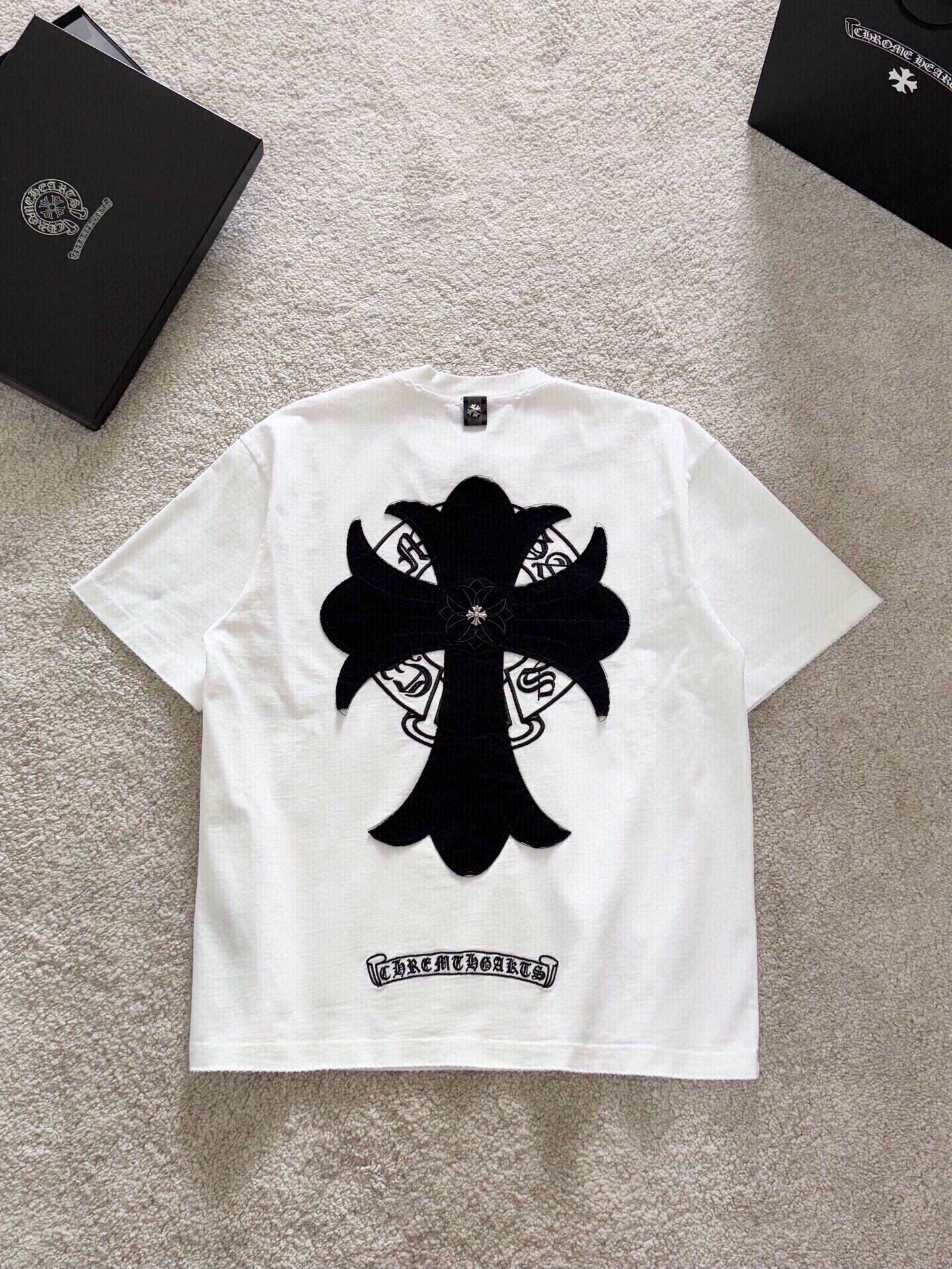 LuxluxHouse Best Quality Clothes Chrome Hearts T-shirt