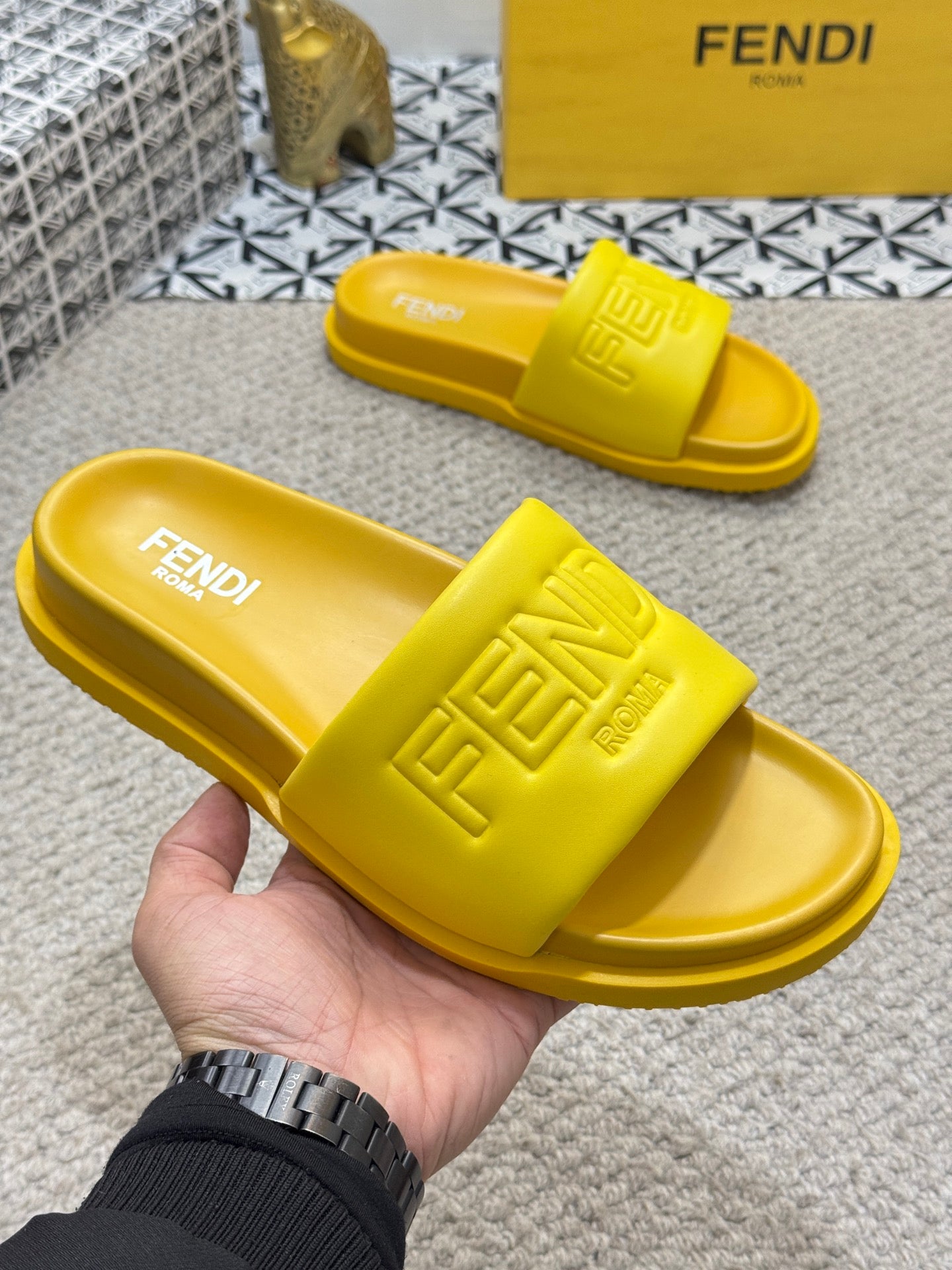 LuxluxHouse Best Quality Sandals Fendi