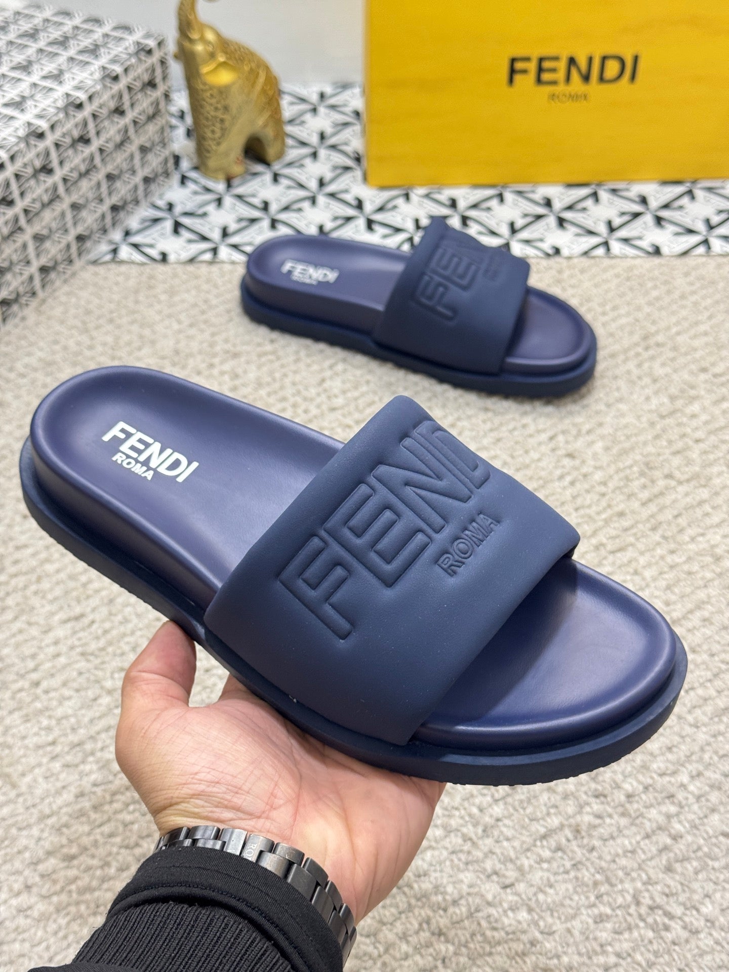 LuxluxHouse Best Quality Sandals Fendi