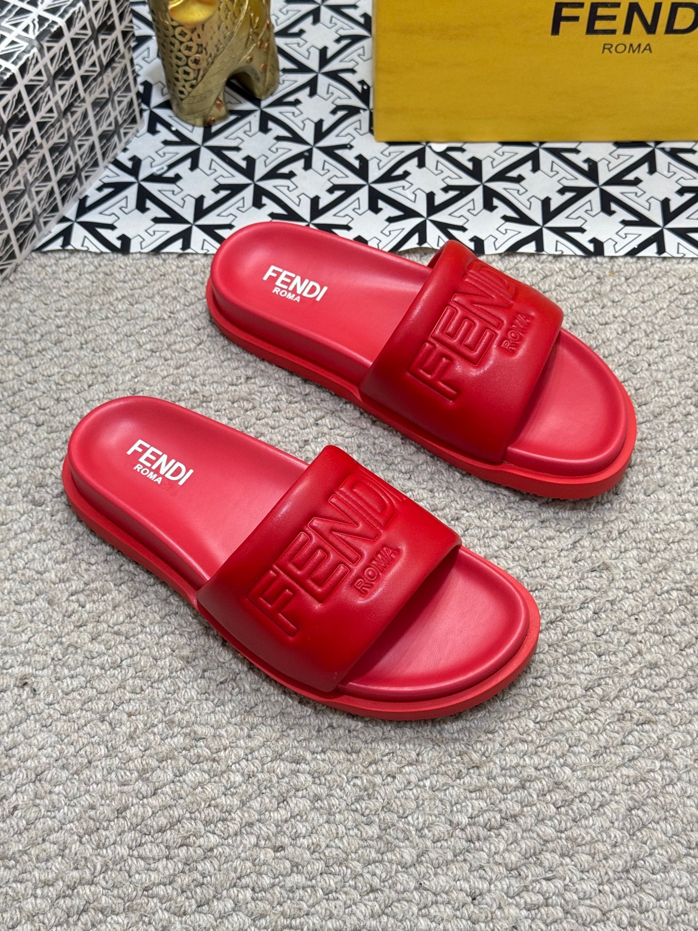 LuxluxHouse Best Quality Sandals Fendi