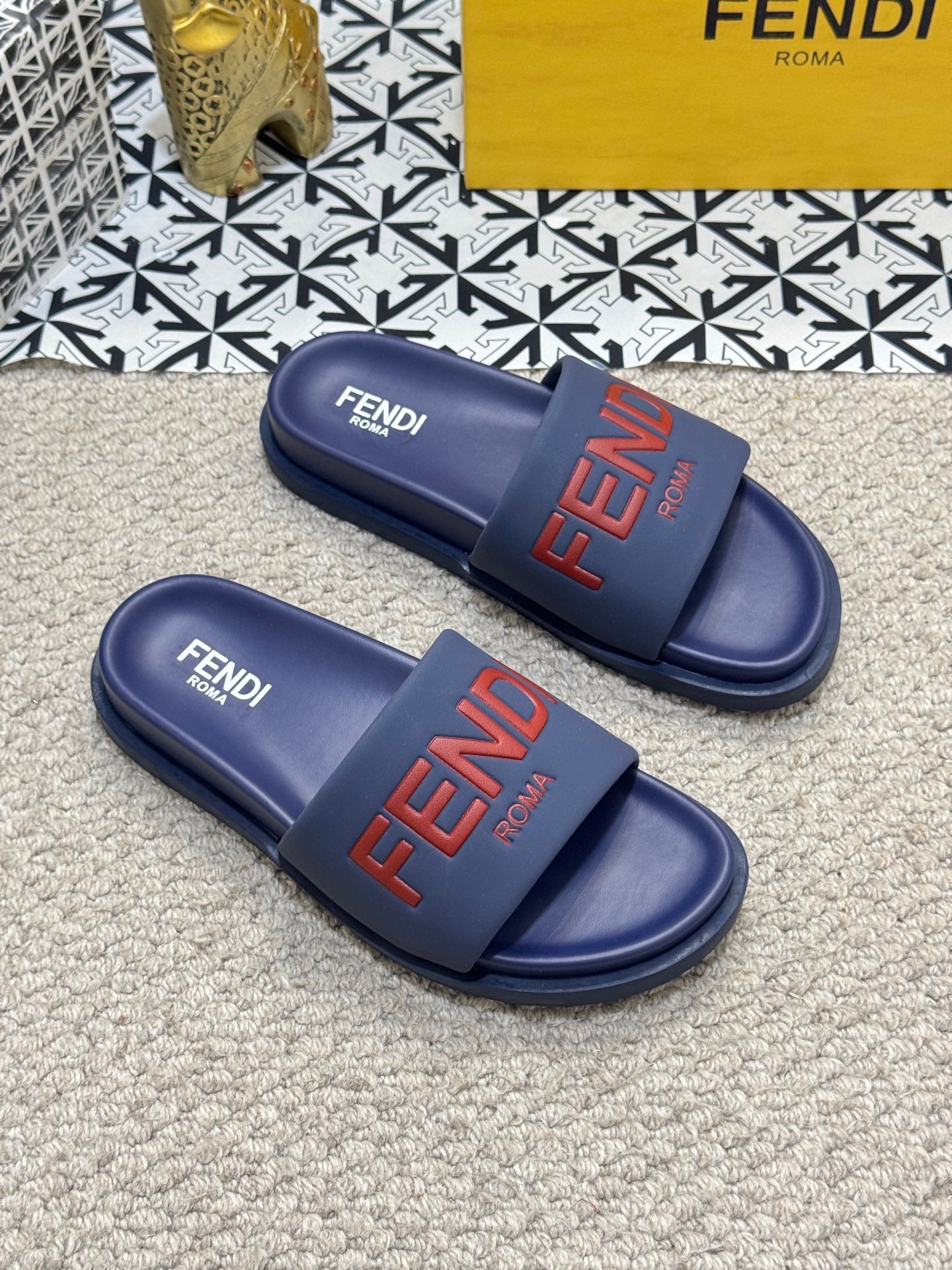 LuxluxHouse Best Quality Sandals Fendi