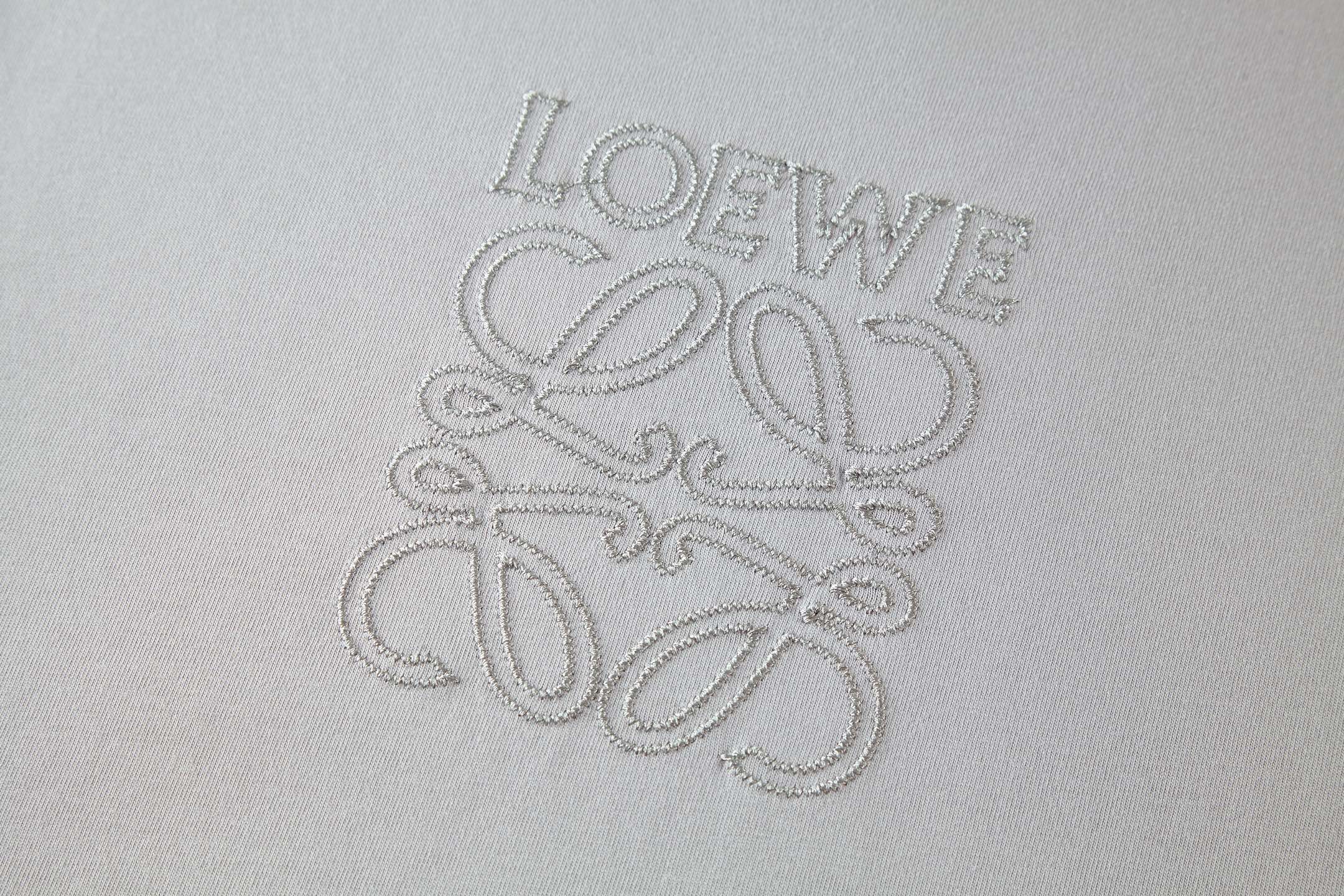 LuxluxHouse Best Quality Clothes T-shirt Loewe