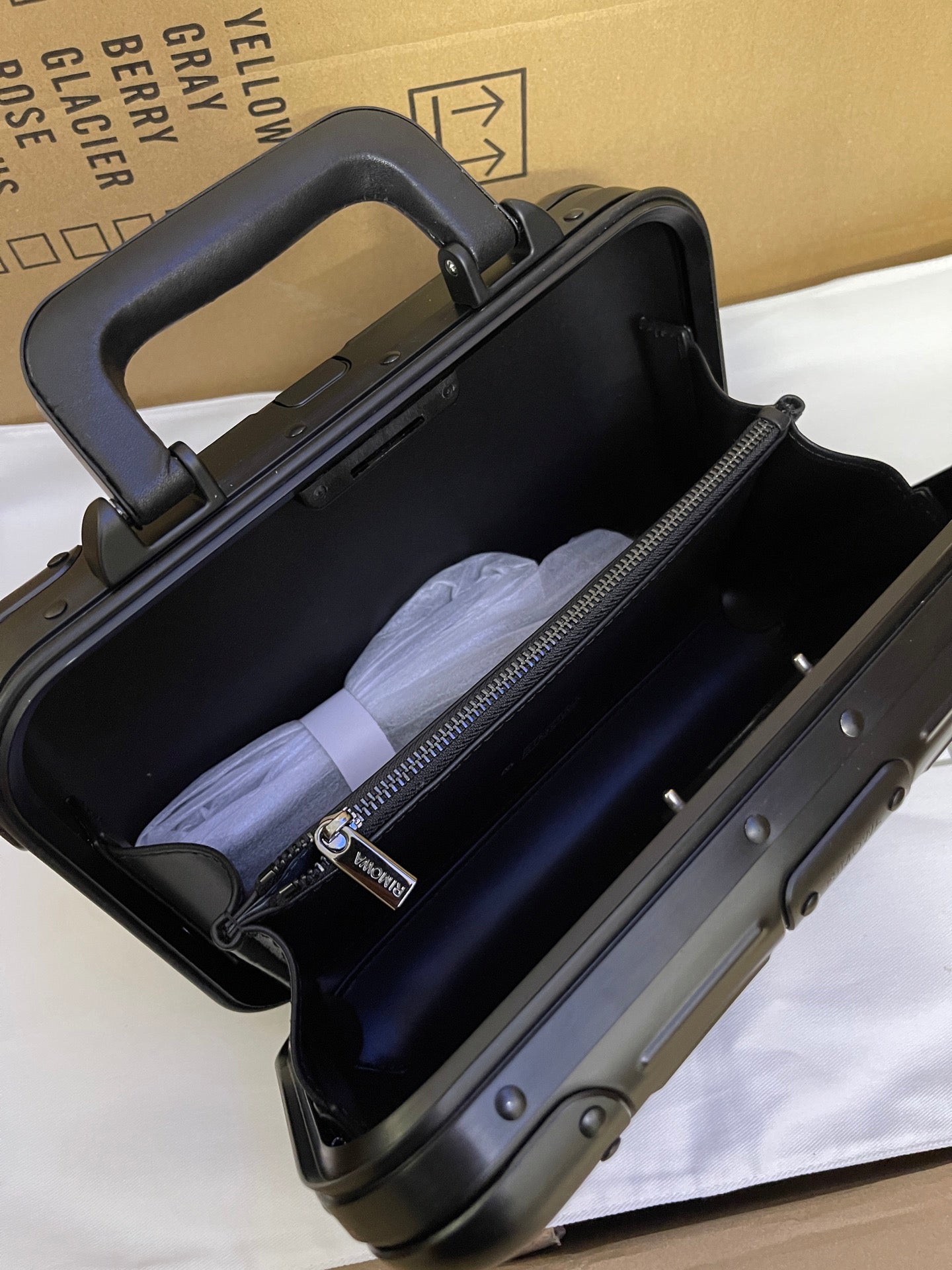 LuxluxHouse Best Quality Bags Luggage