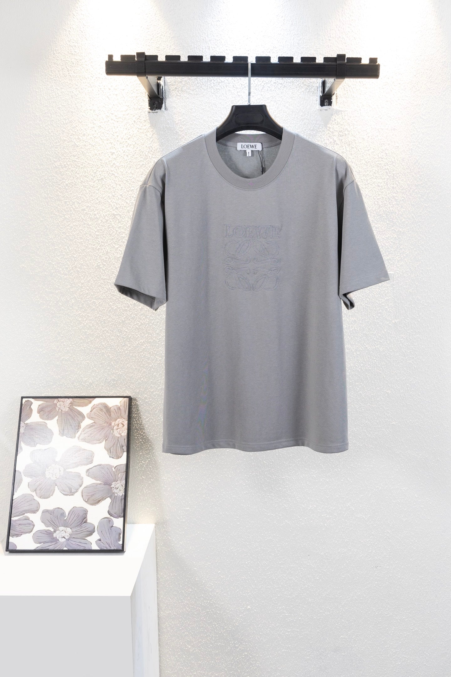LuxluxHouse Best Quality Clothes T-shirt Loewe