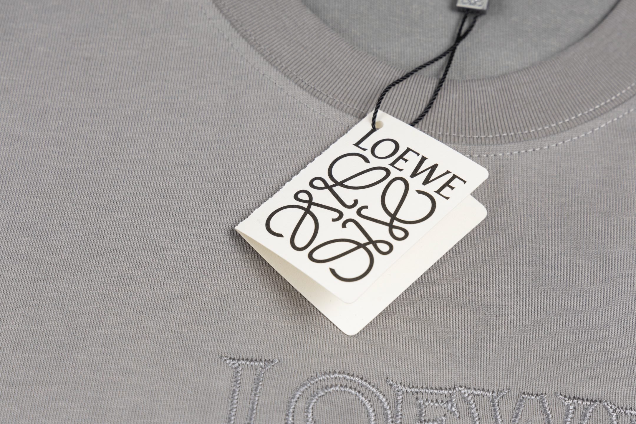 LuxluxHouse Best Quality Clothes T-shirt Loewe