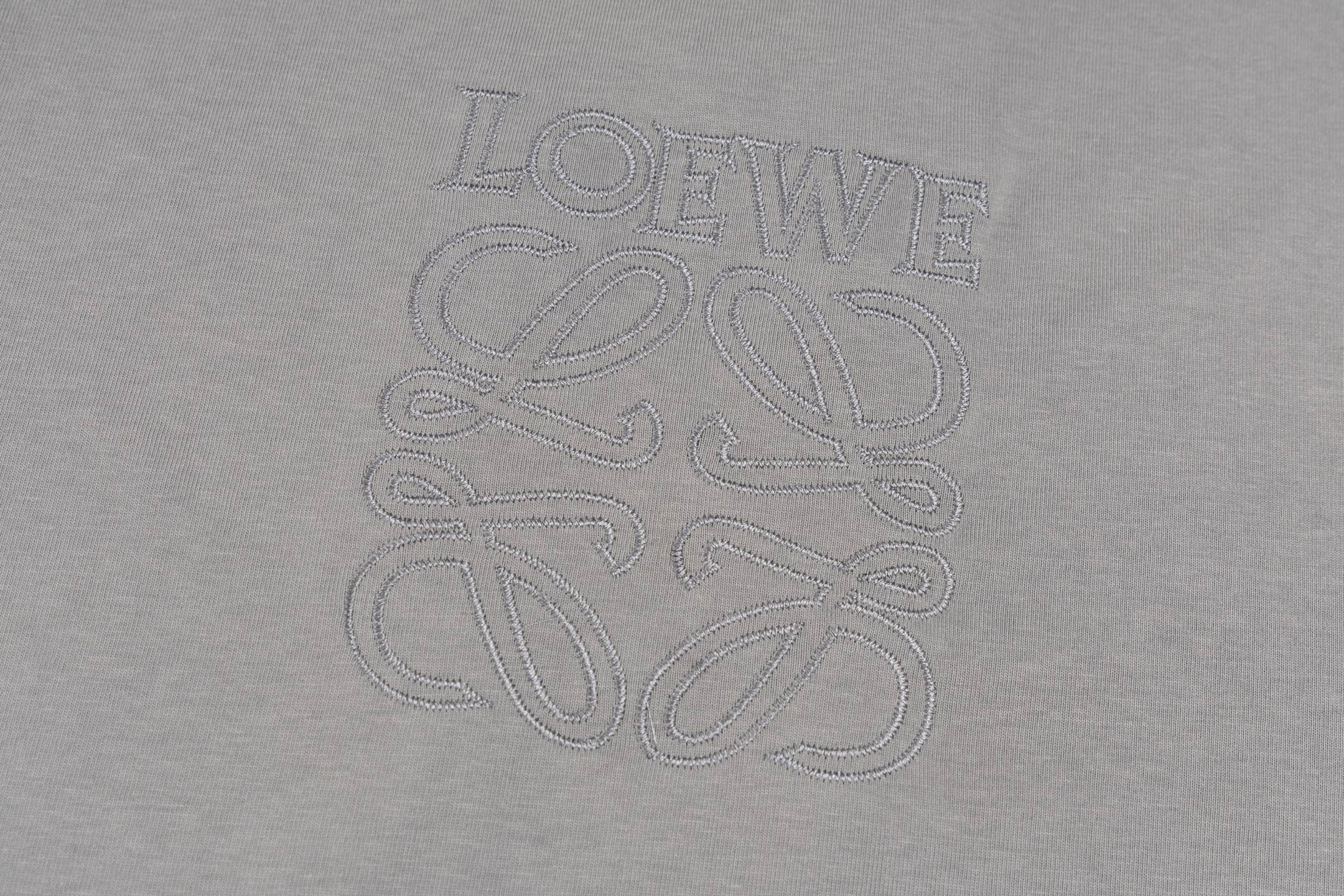LuxluxHouse Best Quality Clothes T-shirt Loewe