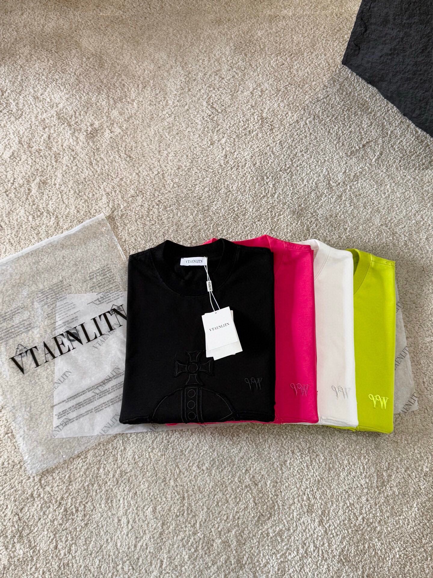 LuxluxHouse Best Quality Clothes T-shirt Vivienne Westwood