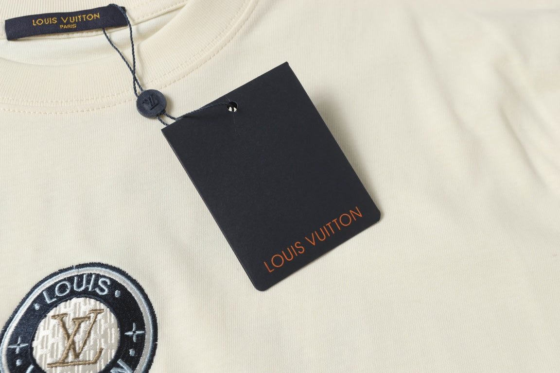 LuxluxHouse Best Quality Clothes T-shirt Louis Vuitton