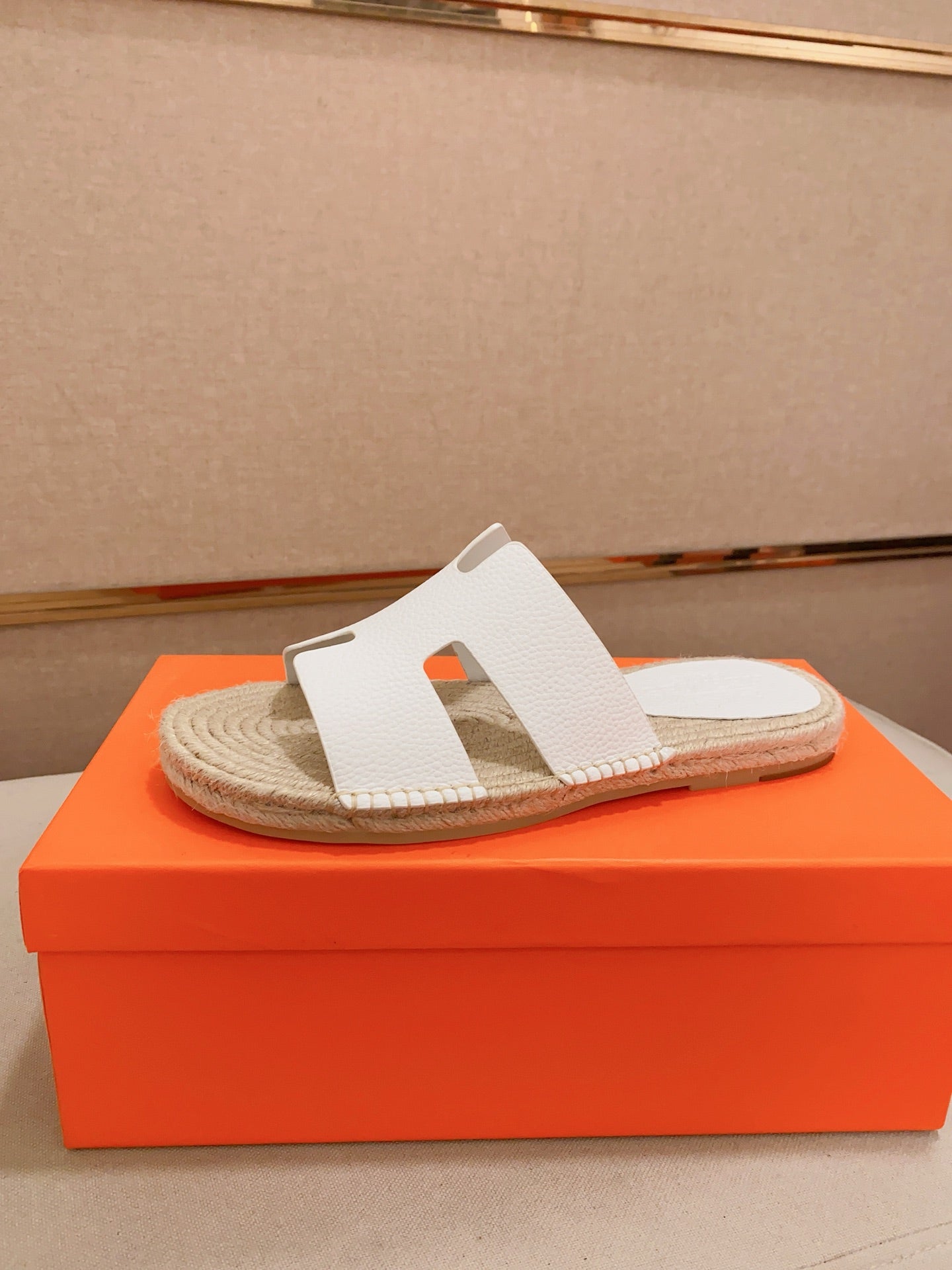 LuxluxHouse Best Quality Sandals Hermes