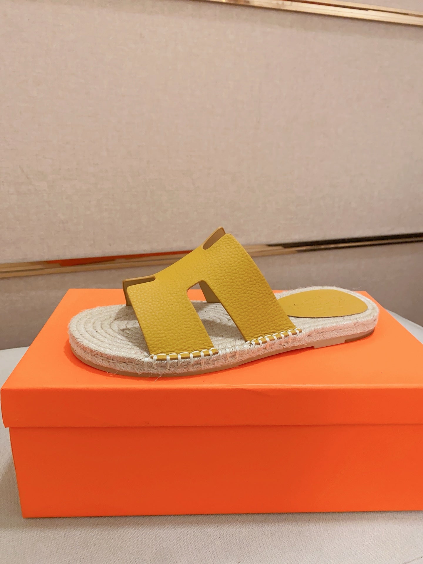 LuxluxHouse Best Quality Sandals Hermes