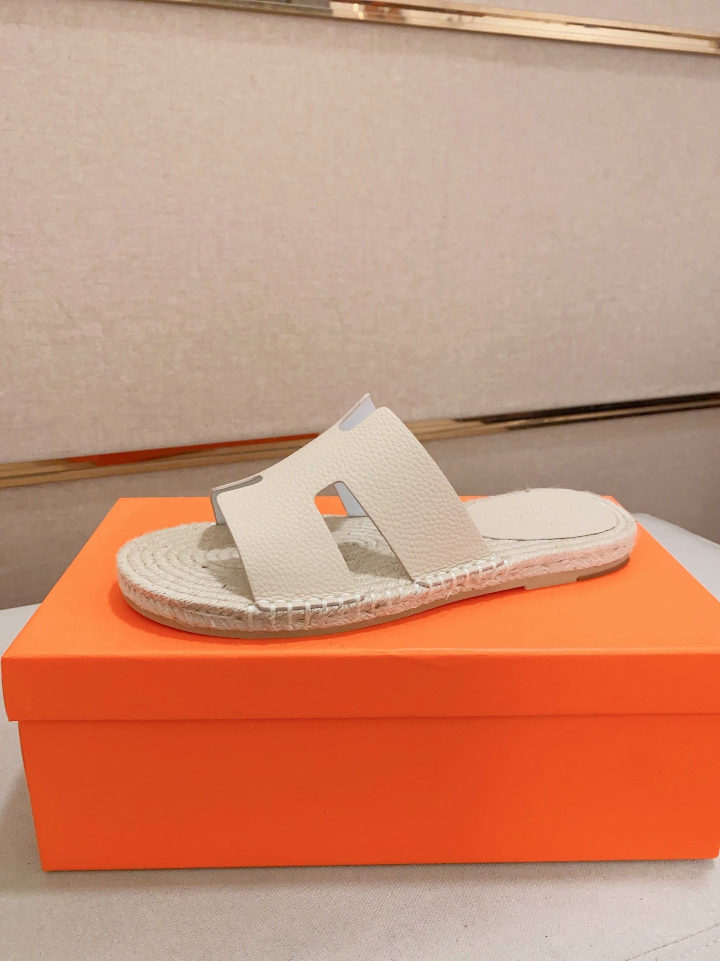 LuxluxHouse Best Quality Sandals Hermes
