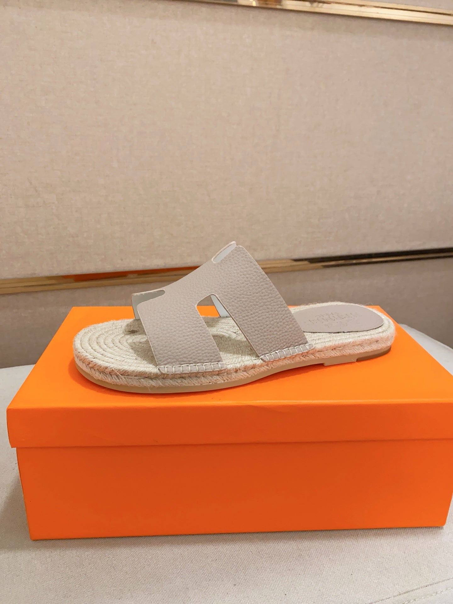 LuxluxHouse Best Quality Sandals Hermes