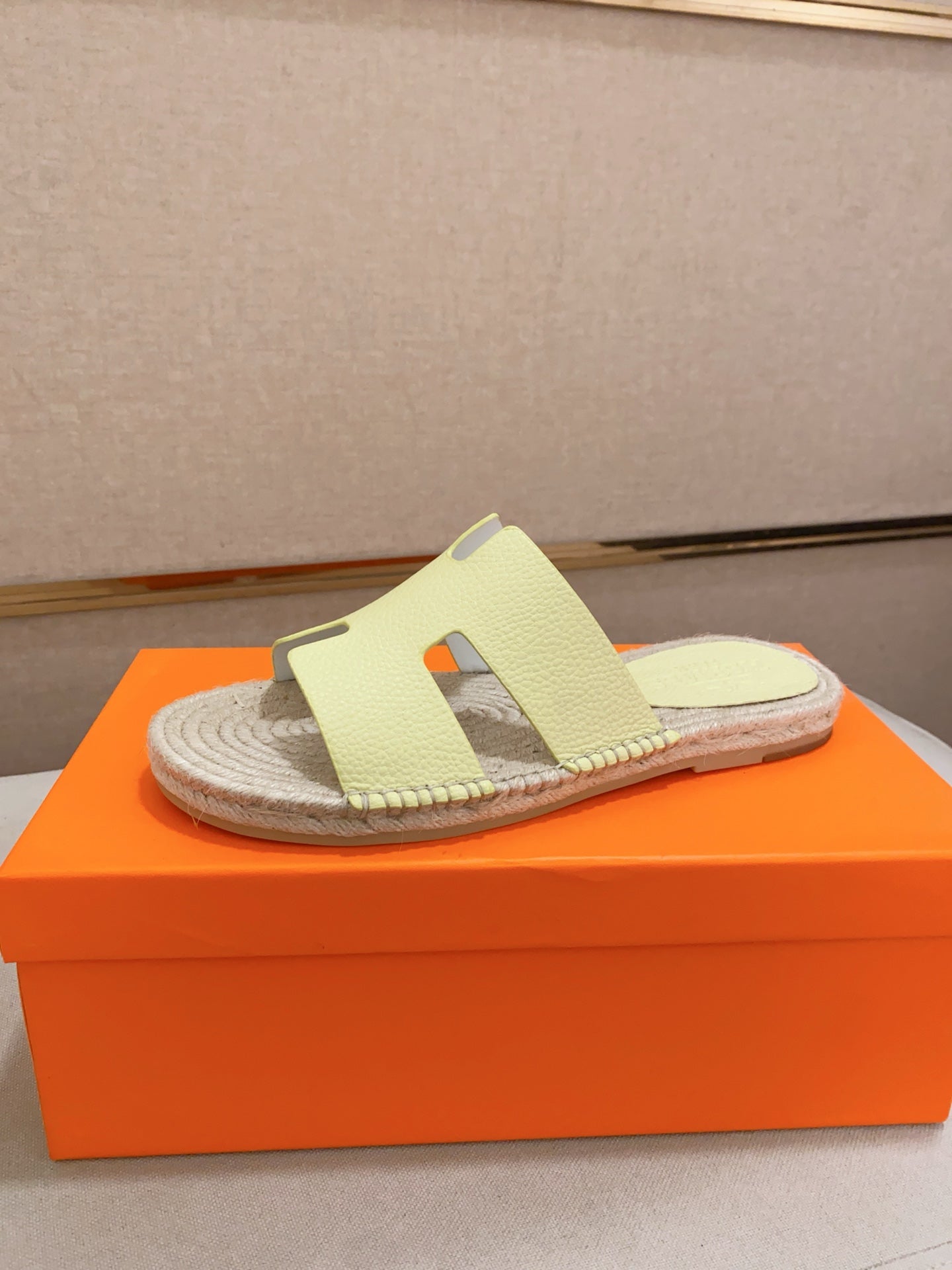 LuxluxHouse Best Quality Sandals Hermes