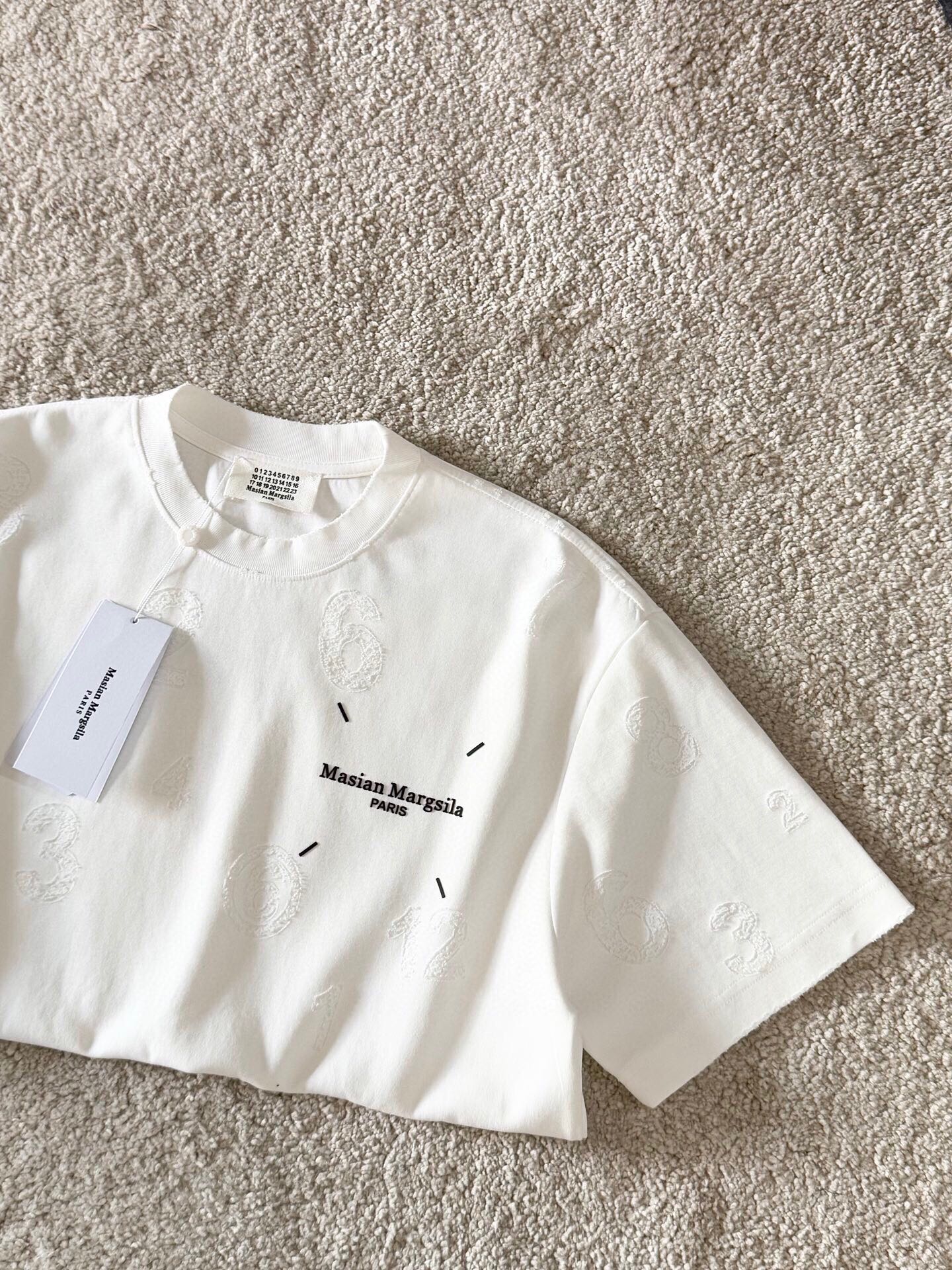 LuxluxHouse Best Quality Clothes T-shirt Chanel & Maison Margiela