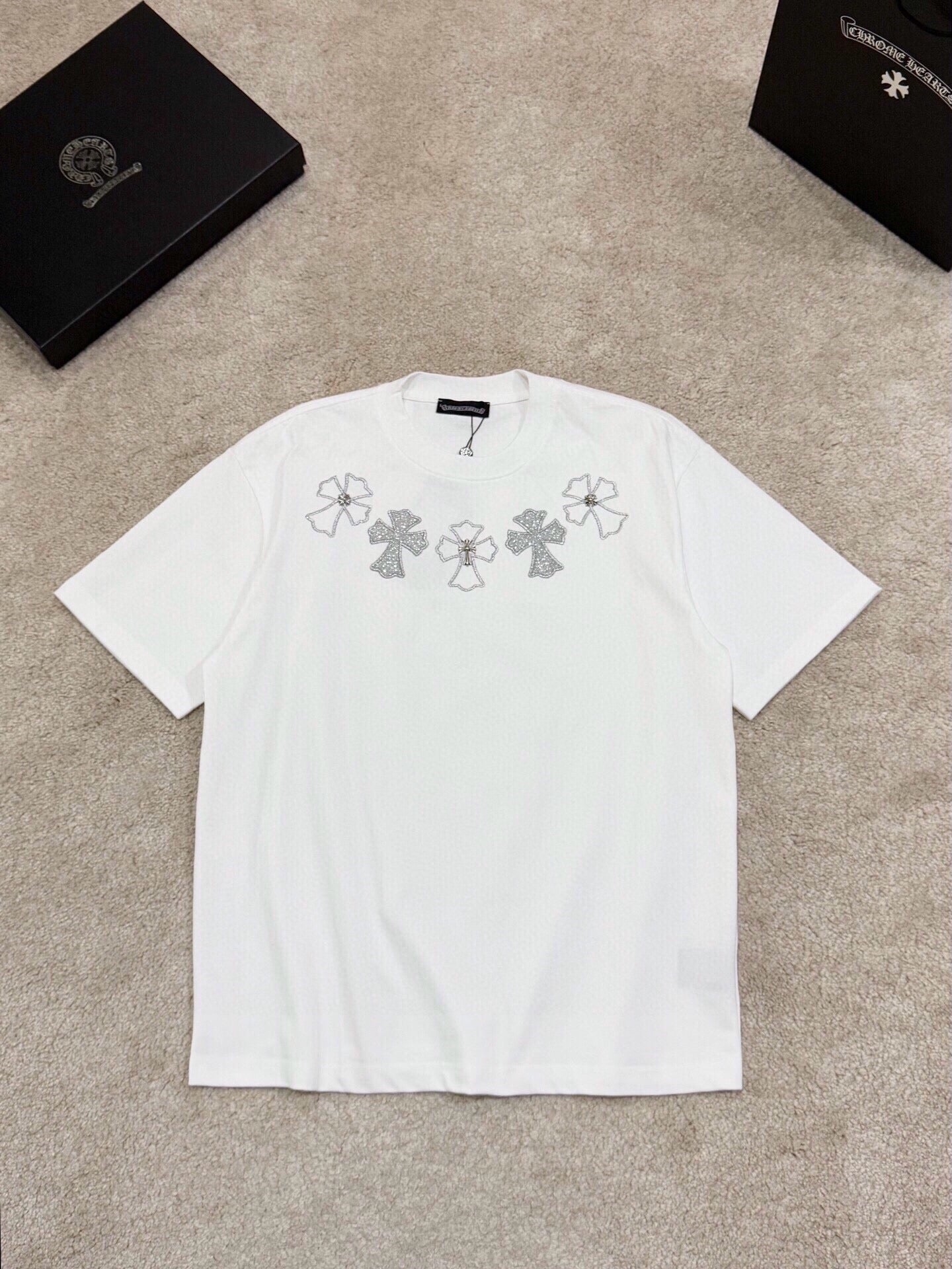 LuxluxHouse Best Quality Clothes Chrome Hearts T-shirt