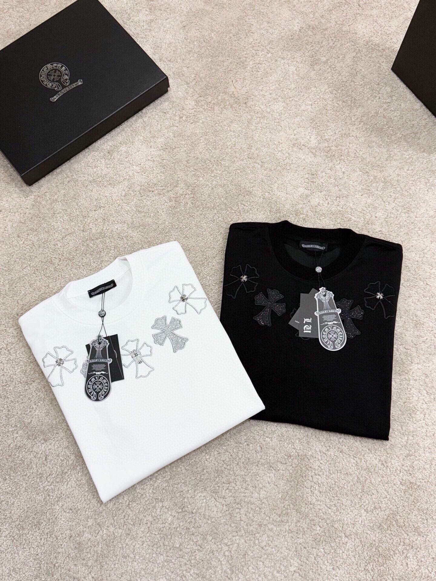 LuxluxHouse Best Quality Clothes Chrome Hearts T-shirt