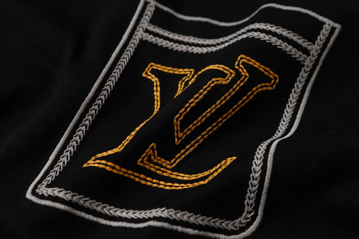 LuxluxHouse Best Quality Clothes T-shirt Louis Vuitton