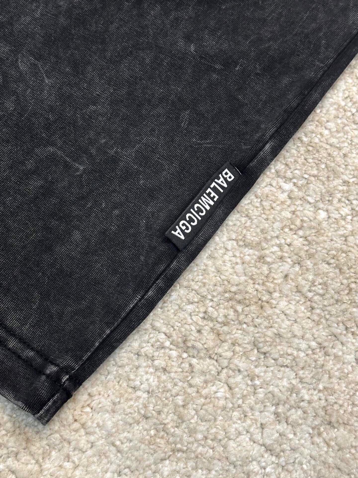 LuxluxHouse Best Quality Clothes Balenciaga T-shirt