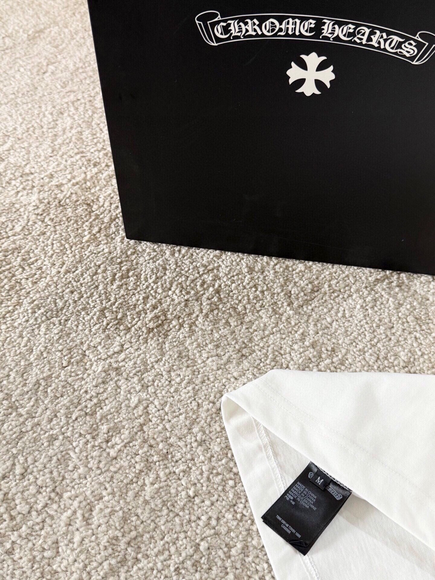 LuxluxHouse Best Quality Clothes Chrome Hearts T-shirt