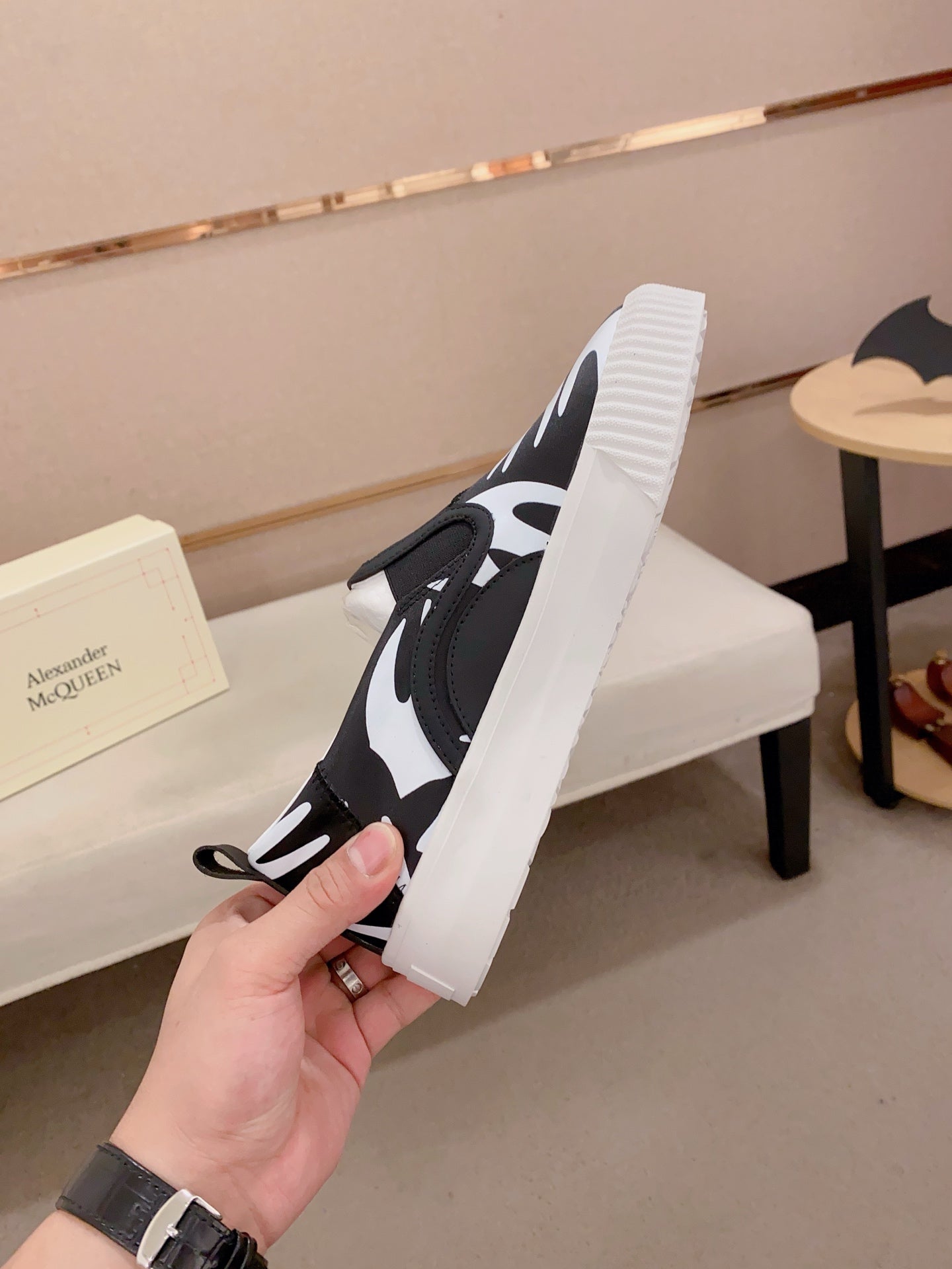 LuxluxHouse Best Quality Shoes Alexander McQueen