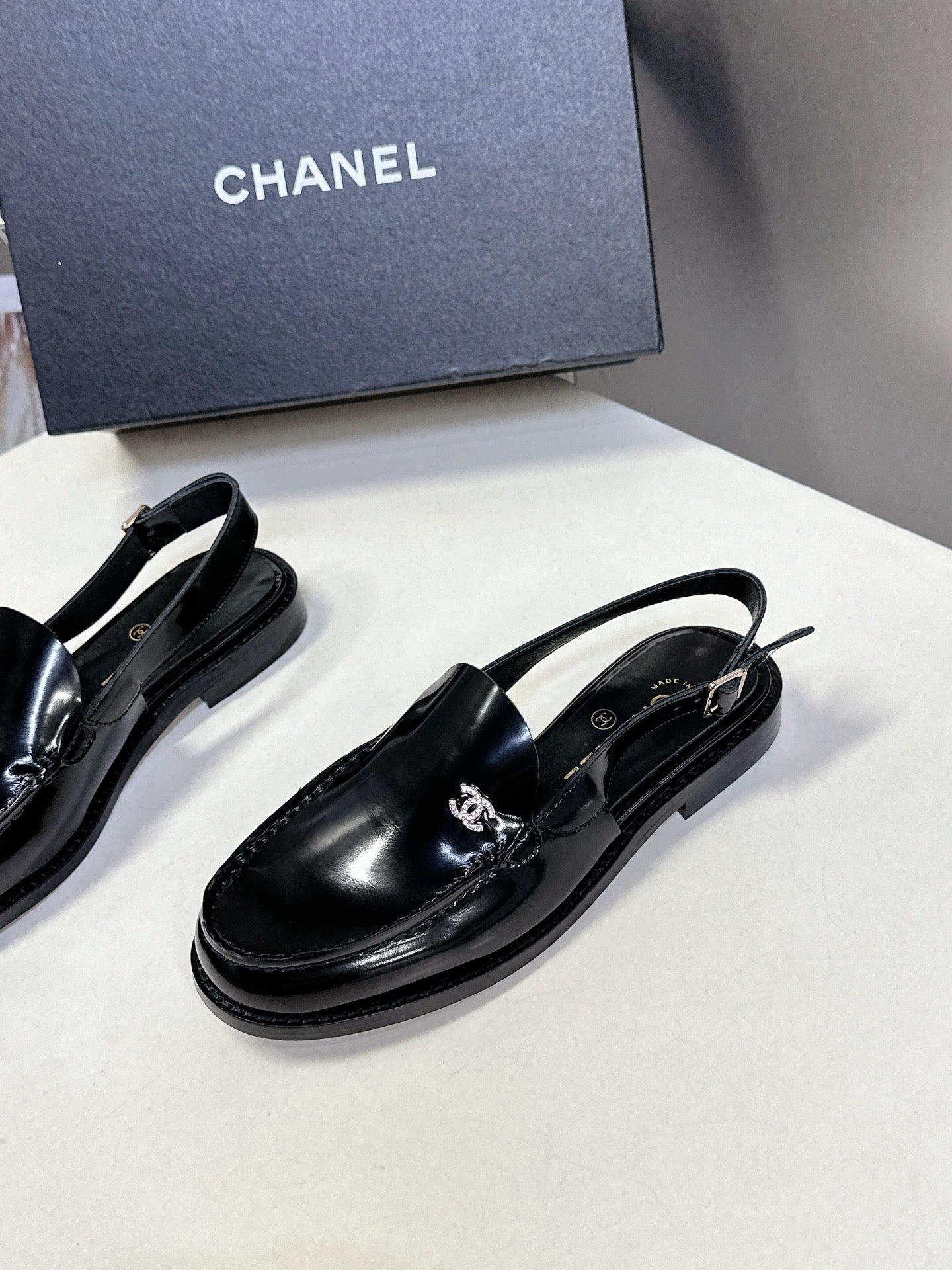 LuxluxHouse Best Quality Chanel Women Shoes