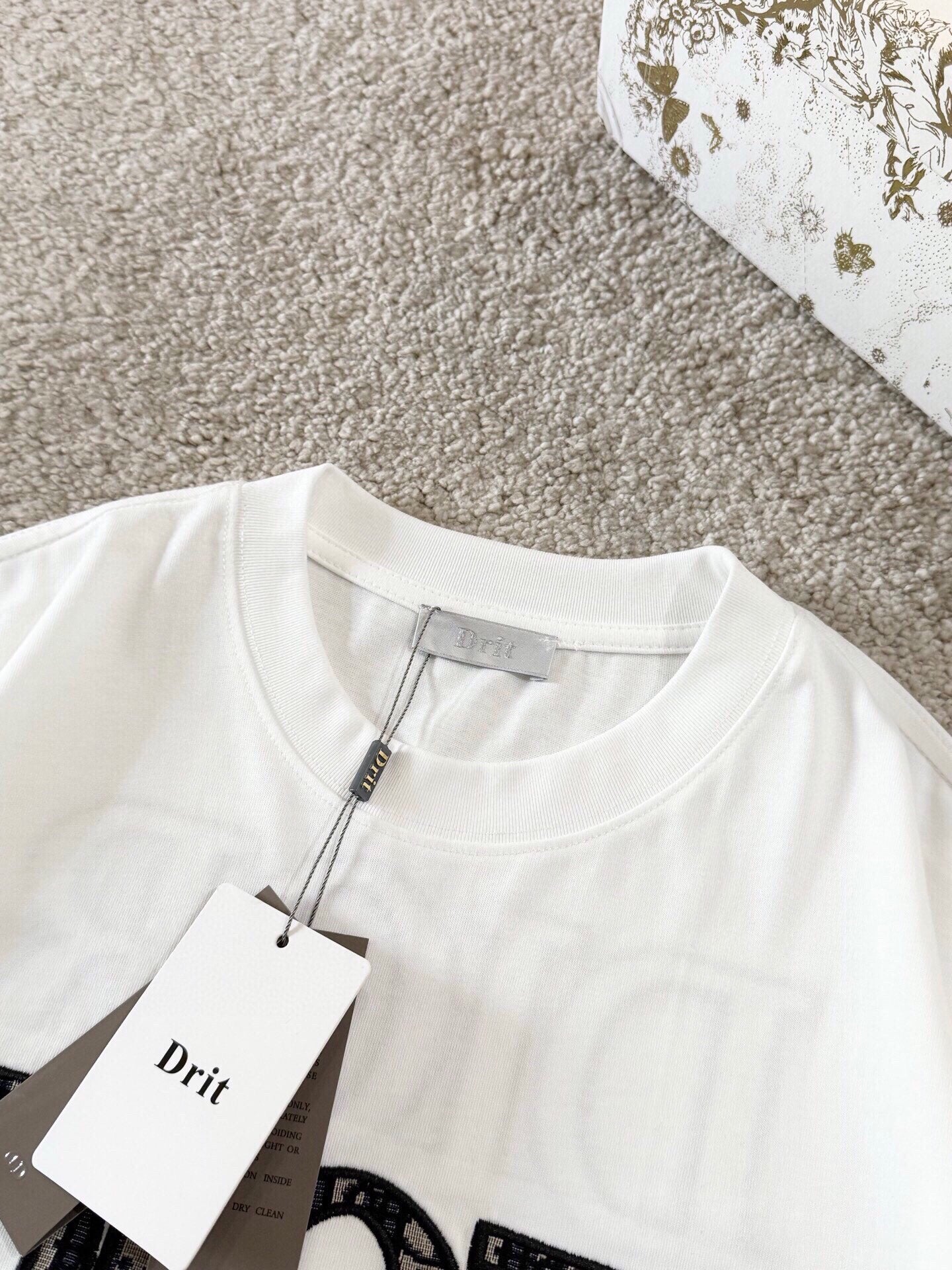 LuxluxHouse Best Quality Clothes T-shirt Dior
