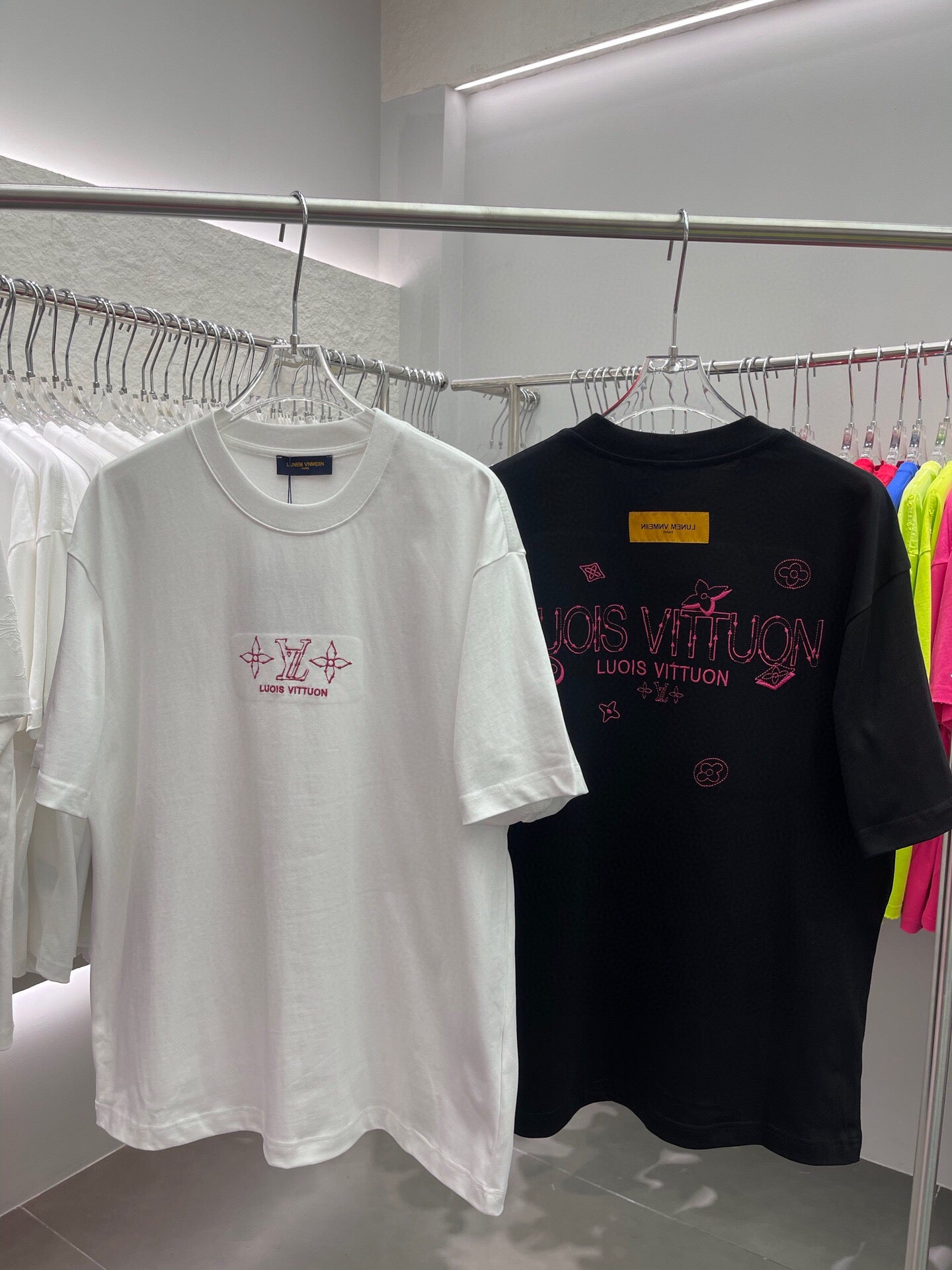 LuxluxHouse Best Quality Clothes T-shirt Louis Vuitton