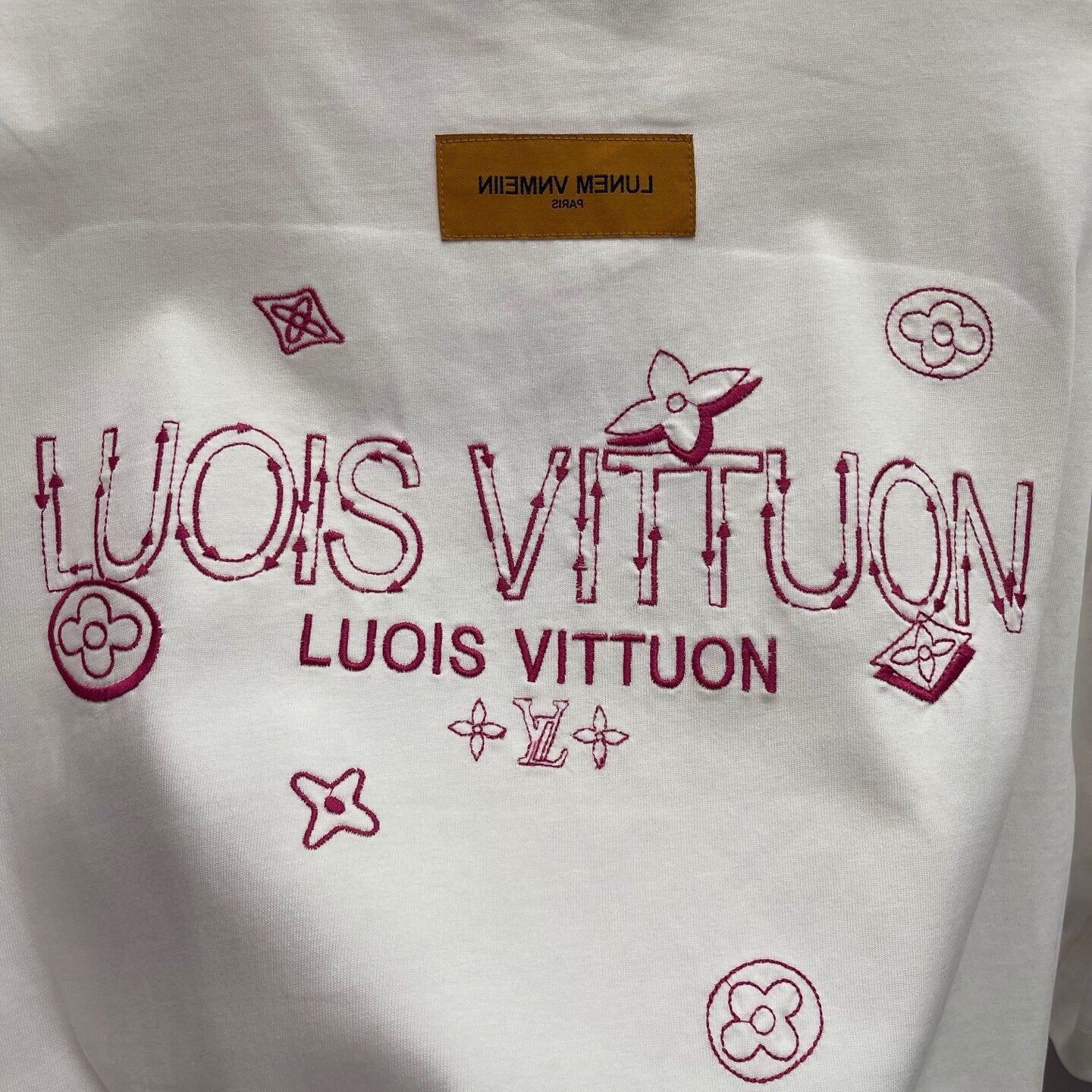 LuxluxHouse Best Quality Clothes T-shirt Louis Vuitton