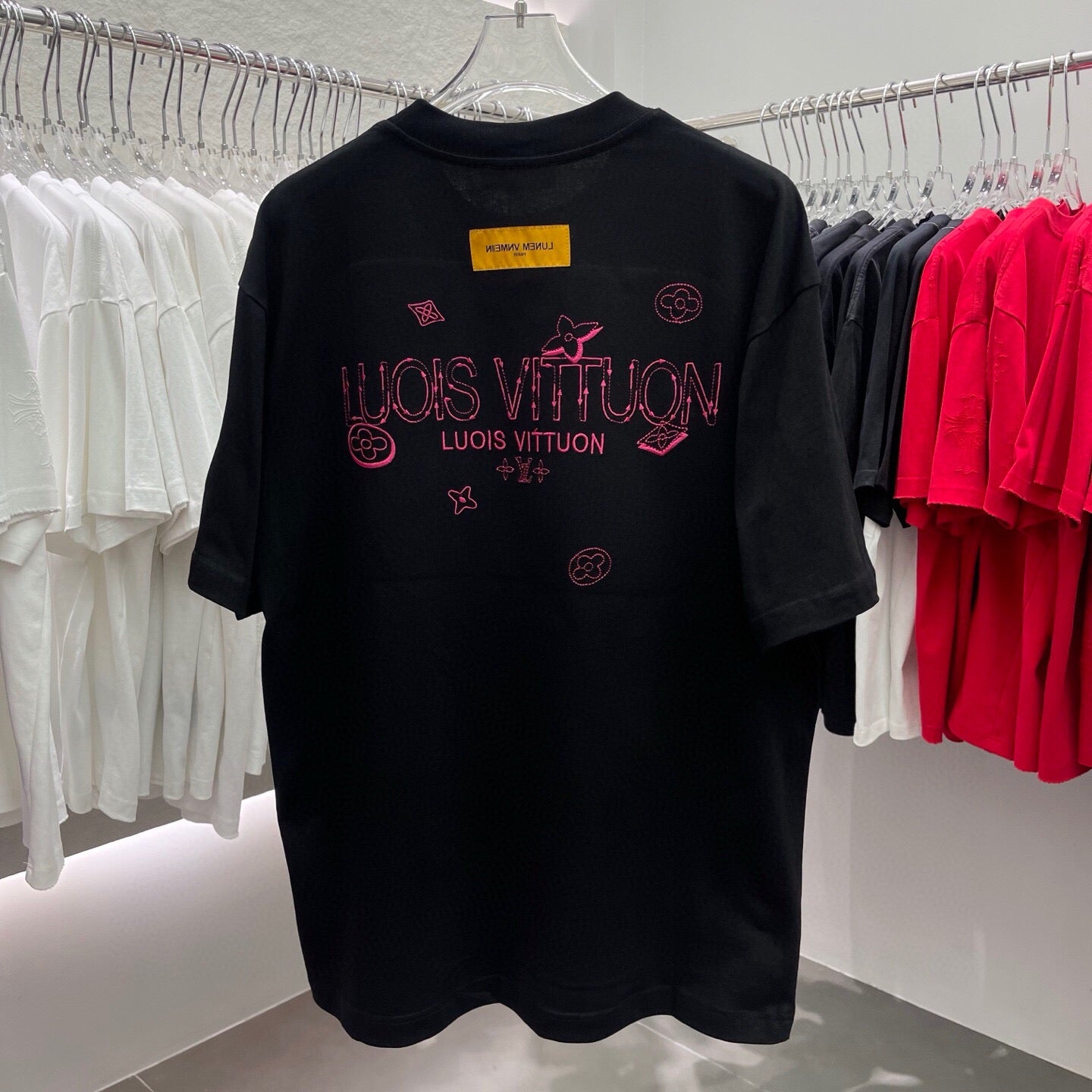 LuxluxHouse Best Quality Clothes T-shirt Louis Vuitton