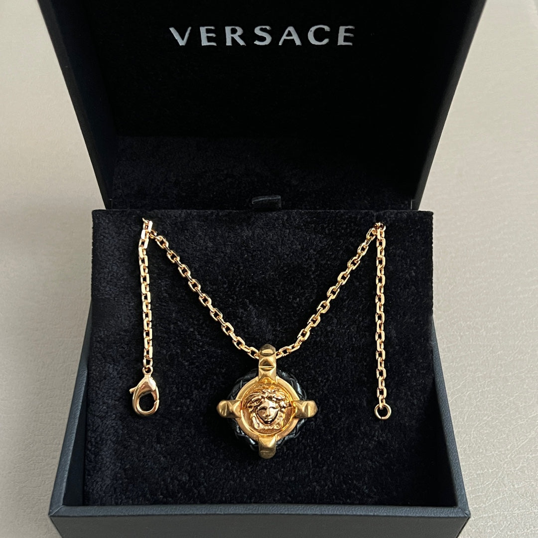 LuxluxHouse Best Quality Accessories Necklace Versace