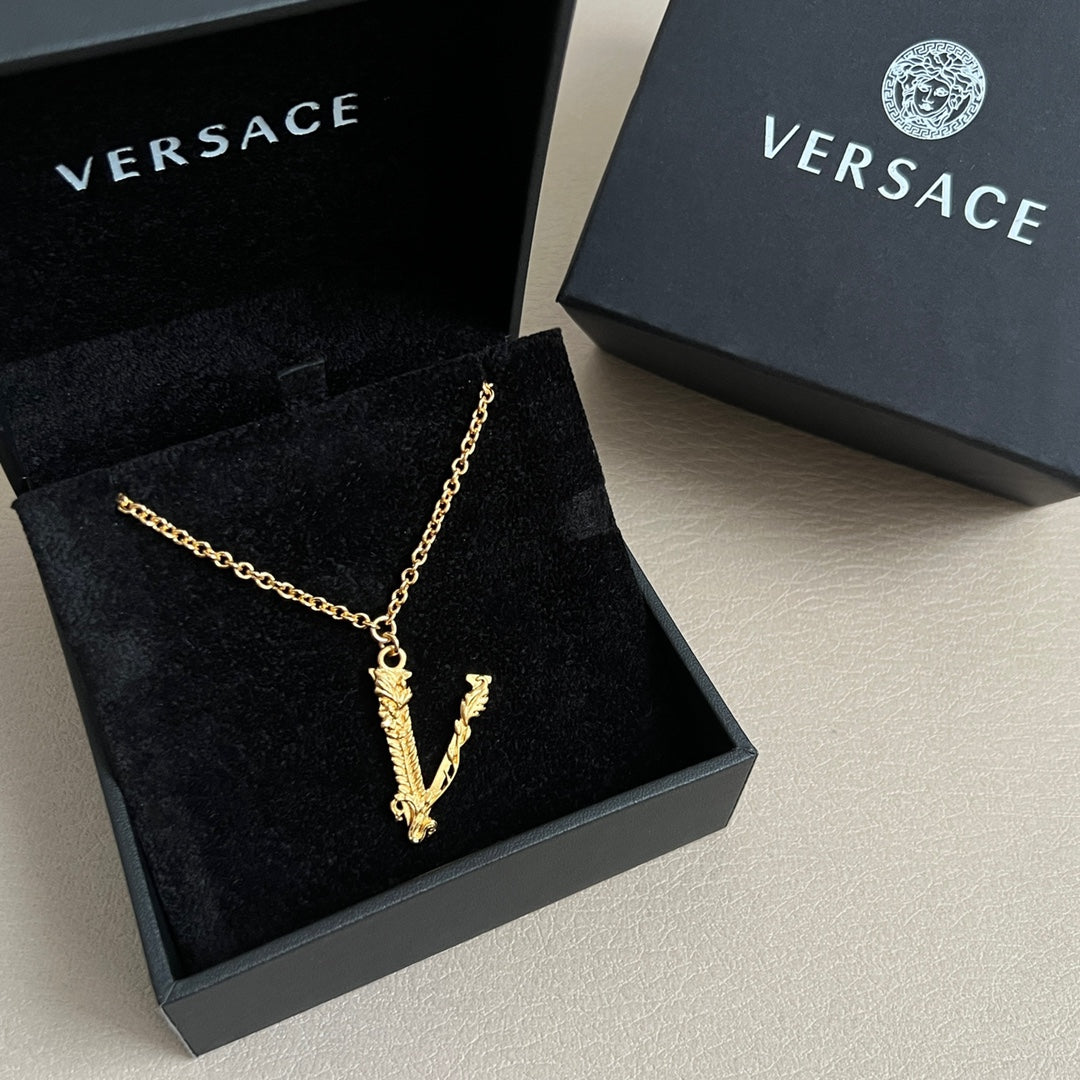 LuxluxHouse Best Quality Accessories Necklace Versace
