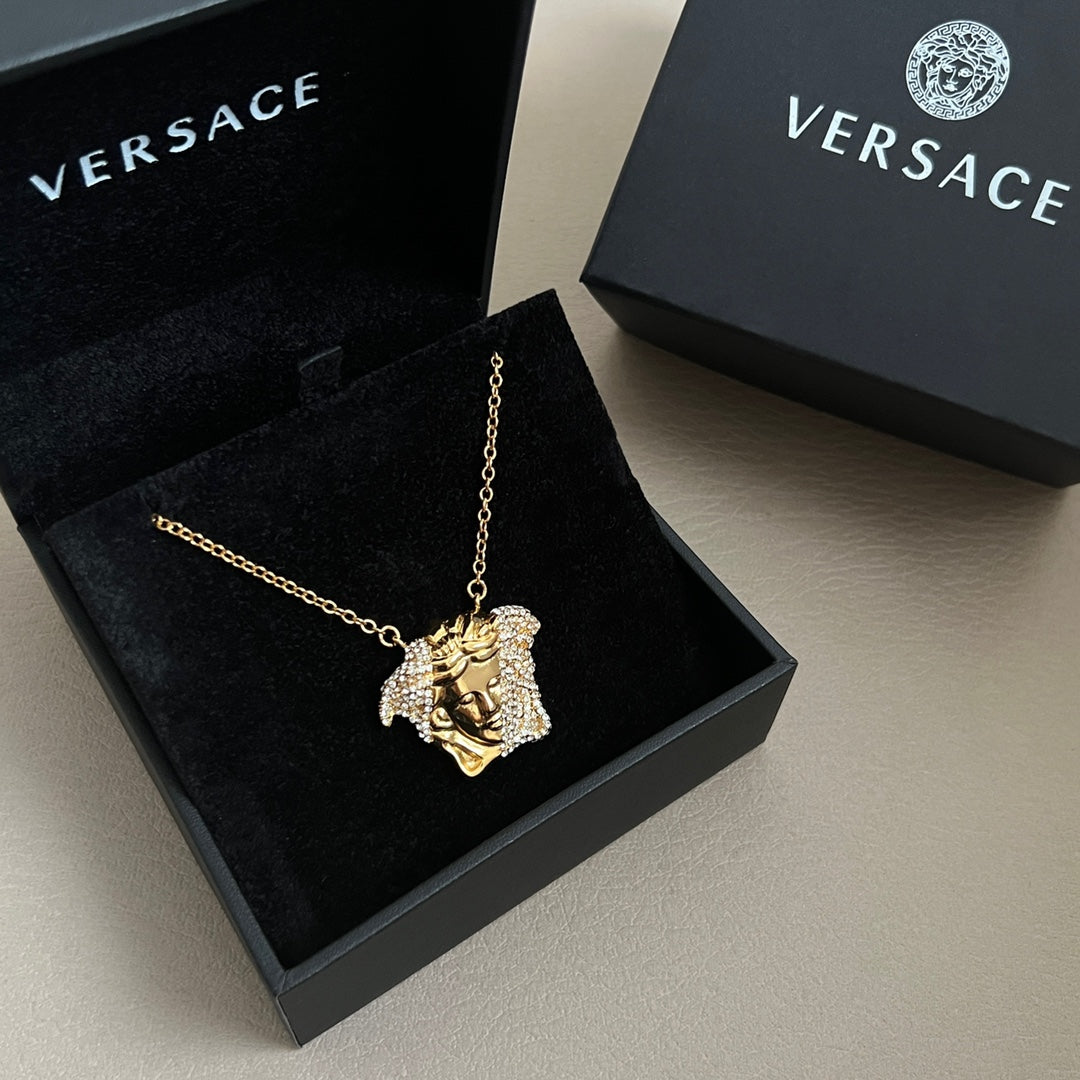 LuxluxHouse Best Quality Accessories Necklace Versace