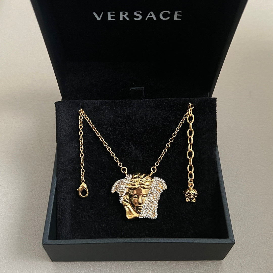 LuxluxHouse Best Quality Accessories Necklace Versace