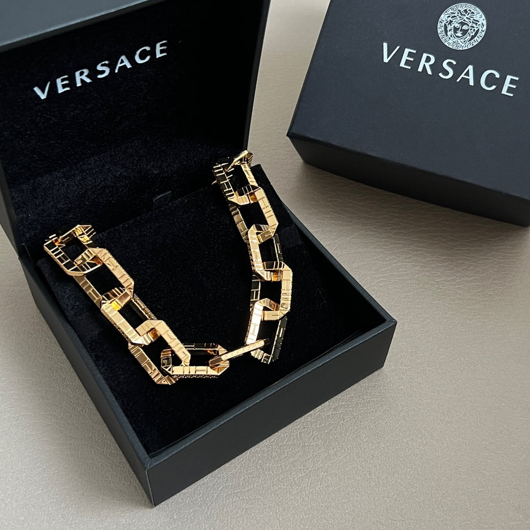 LuxluxHouse Best Quality Accessories Necklace Versace