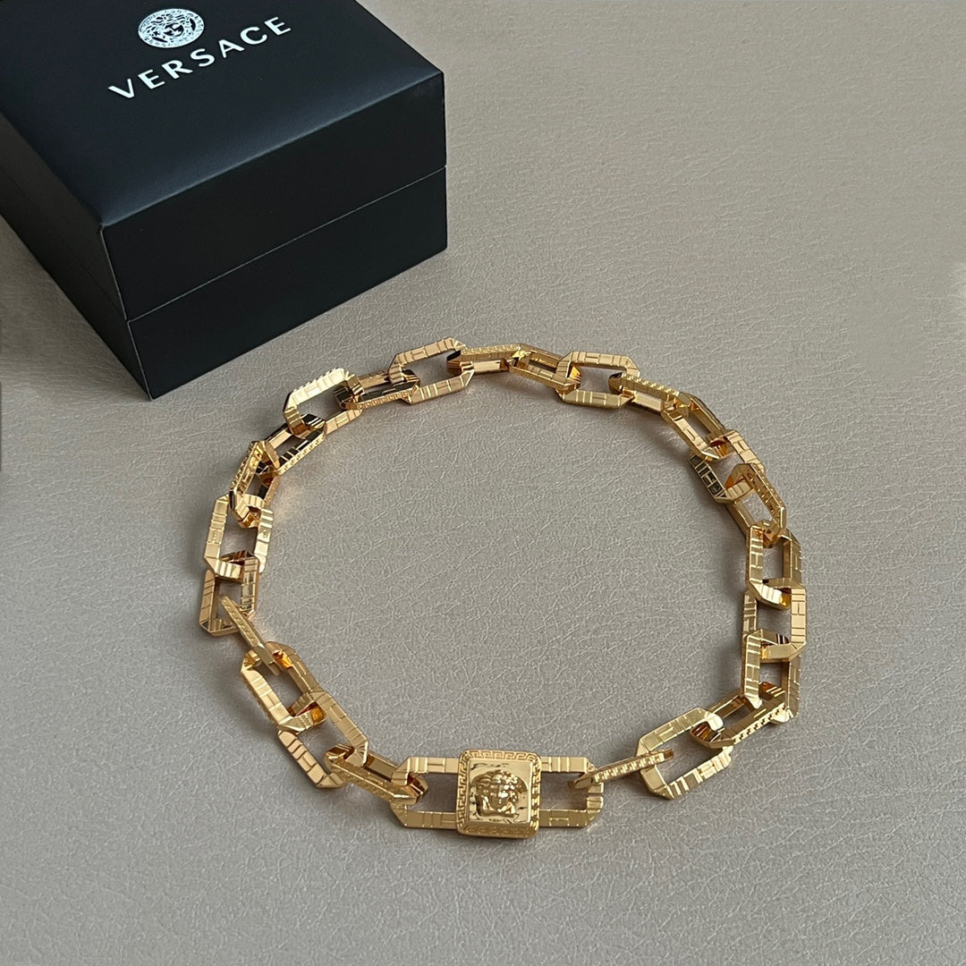 LuxluxHouse Best Quality Accessories Necklace Versace