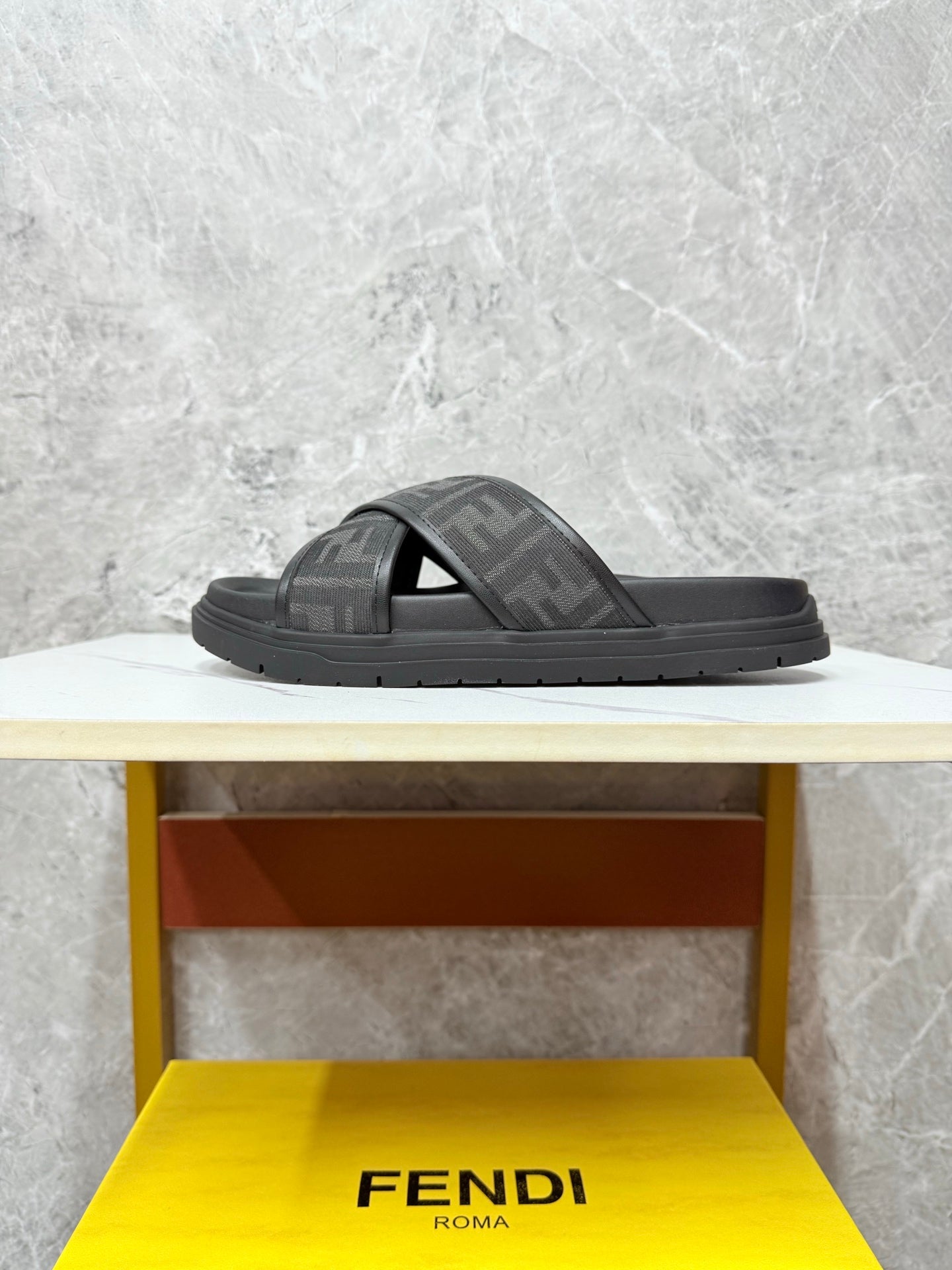 LuxluxHouse Best Quality Sandals Fendi