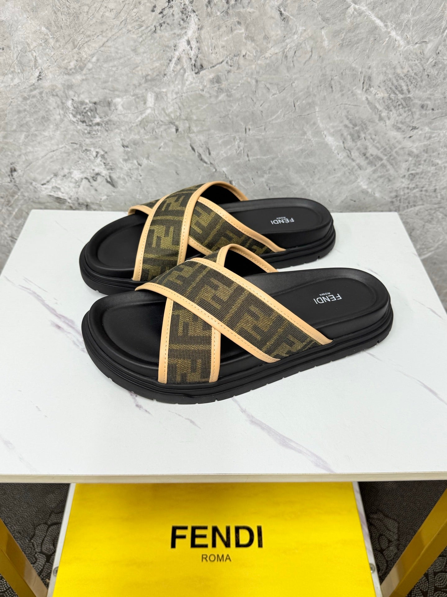 LuxluxHouse Best Quality Sandals Fendi