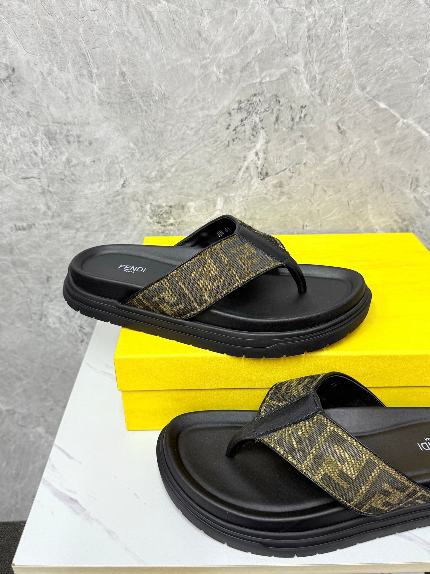 LuxluxHouse Best Quality Sandals Fendi