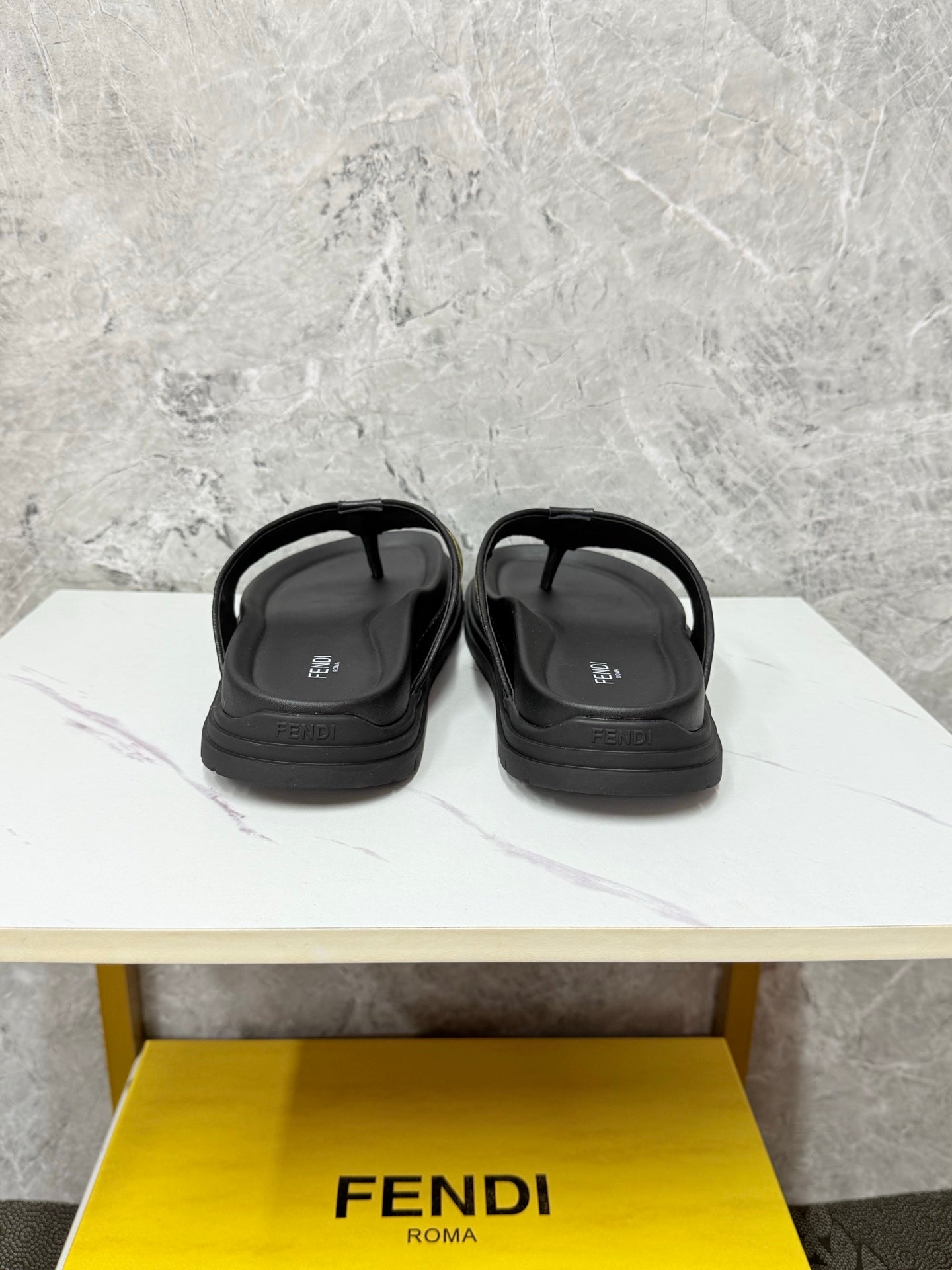 LuxluxHouse Best Quality Sandals Fendi