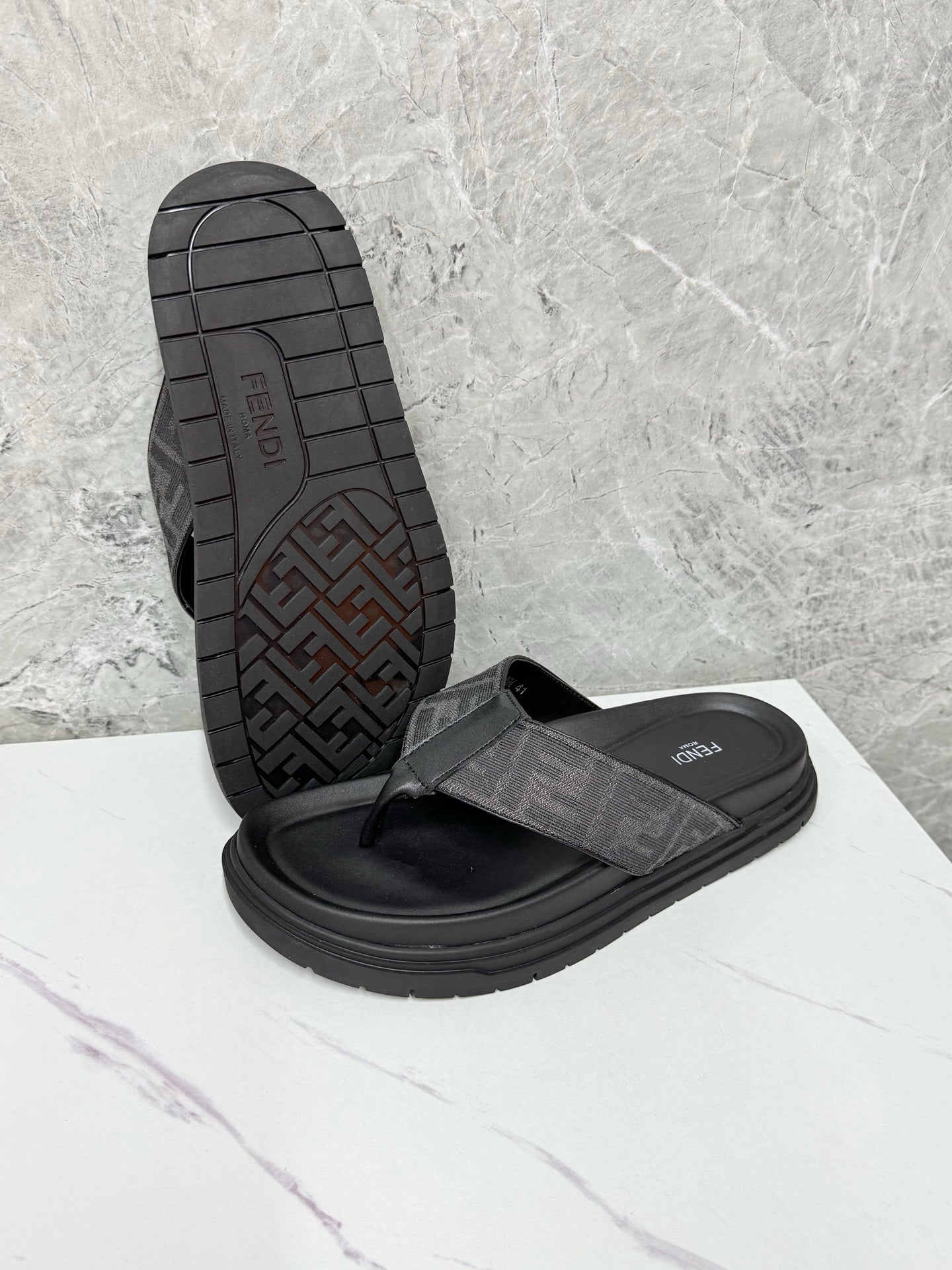 LuxluxHouse Best Quality Sandals Fendi